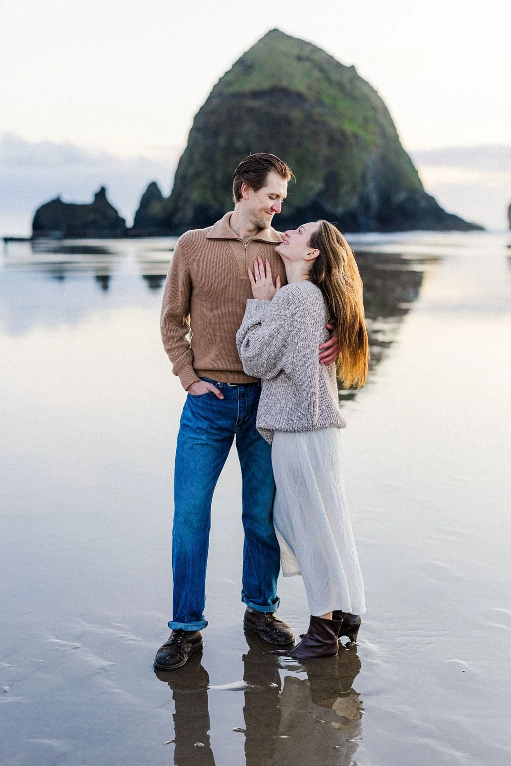 Cannon Beach engagement session sunset Oregon coast (31).jpg