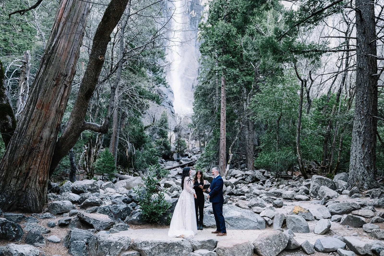 yosemite-elopement-bridalveil-fall.jpg (3).jpg