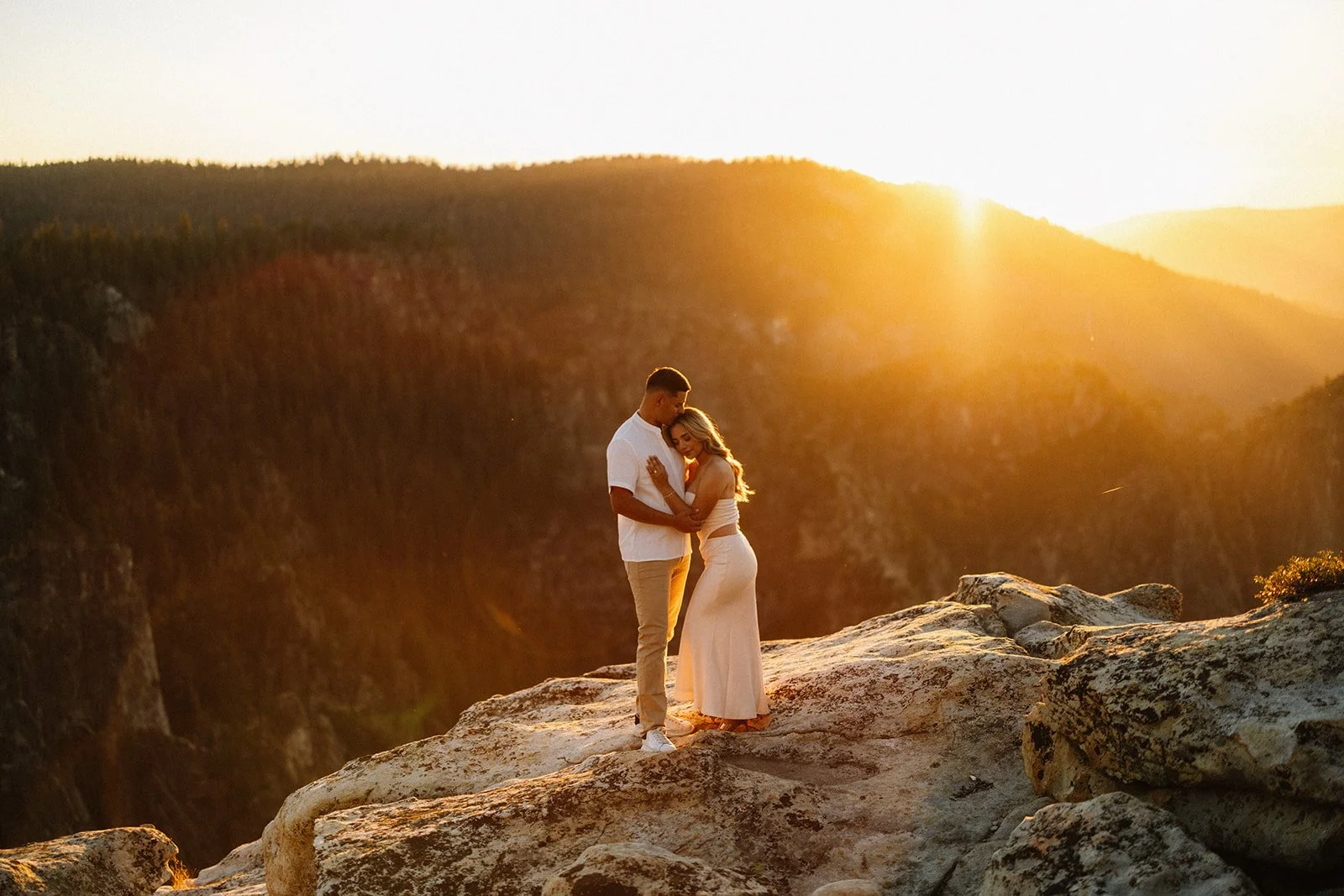 yosemite-sunset-proposal-engagement.jpg (28).jpg