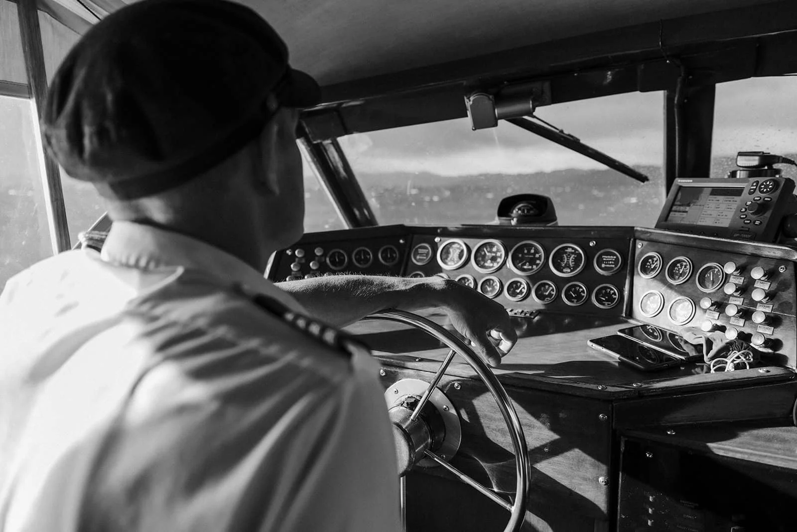 CaraShawn_BoatCruise_0379_websize (1).jpg