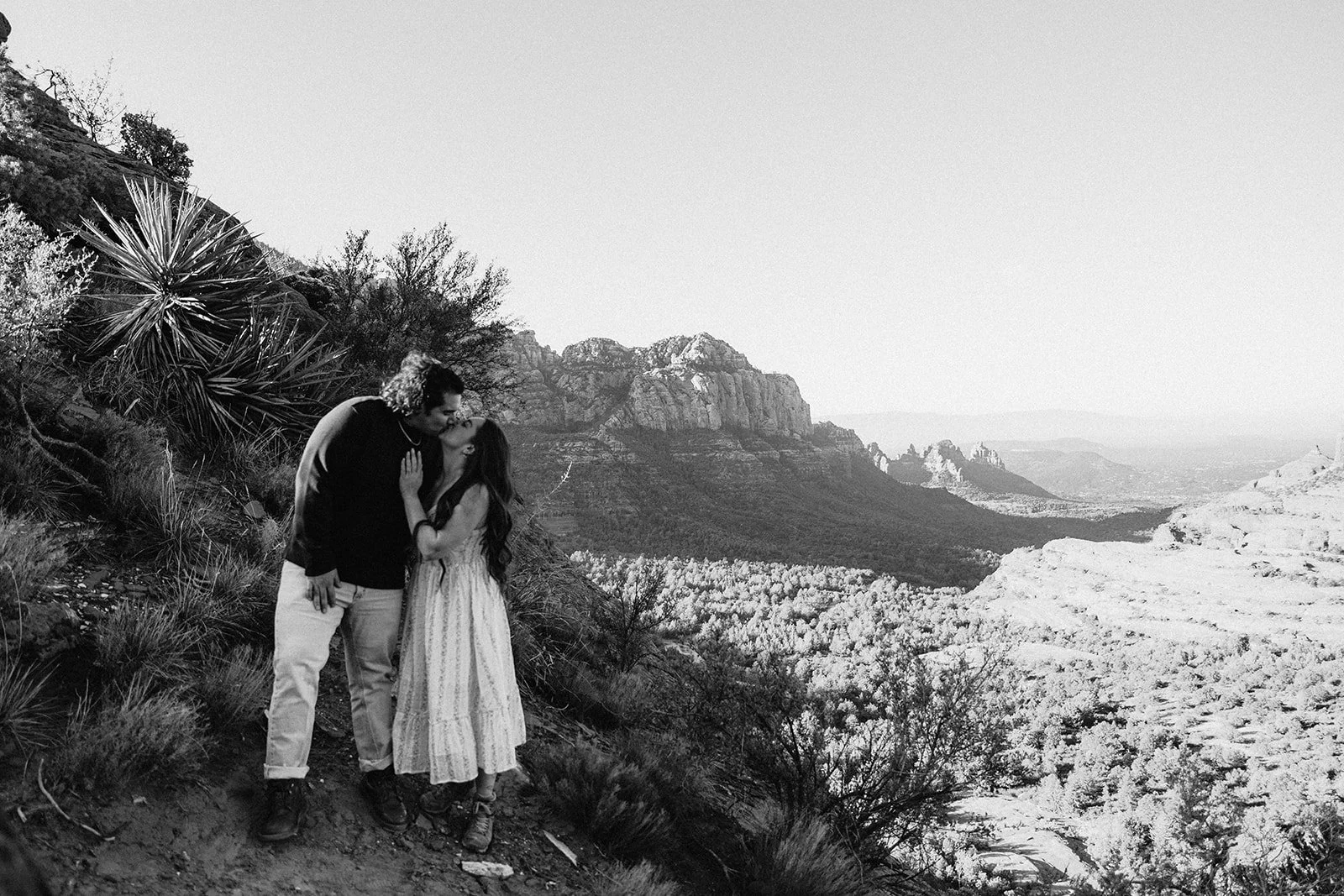 off-road Sedona engagement session adventure (4).jpg