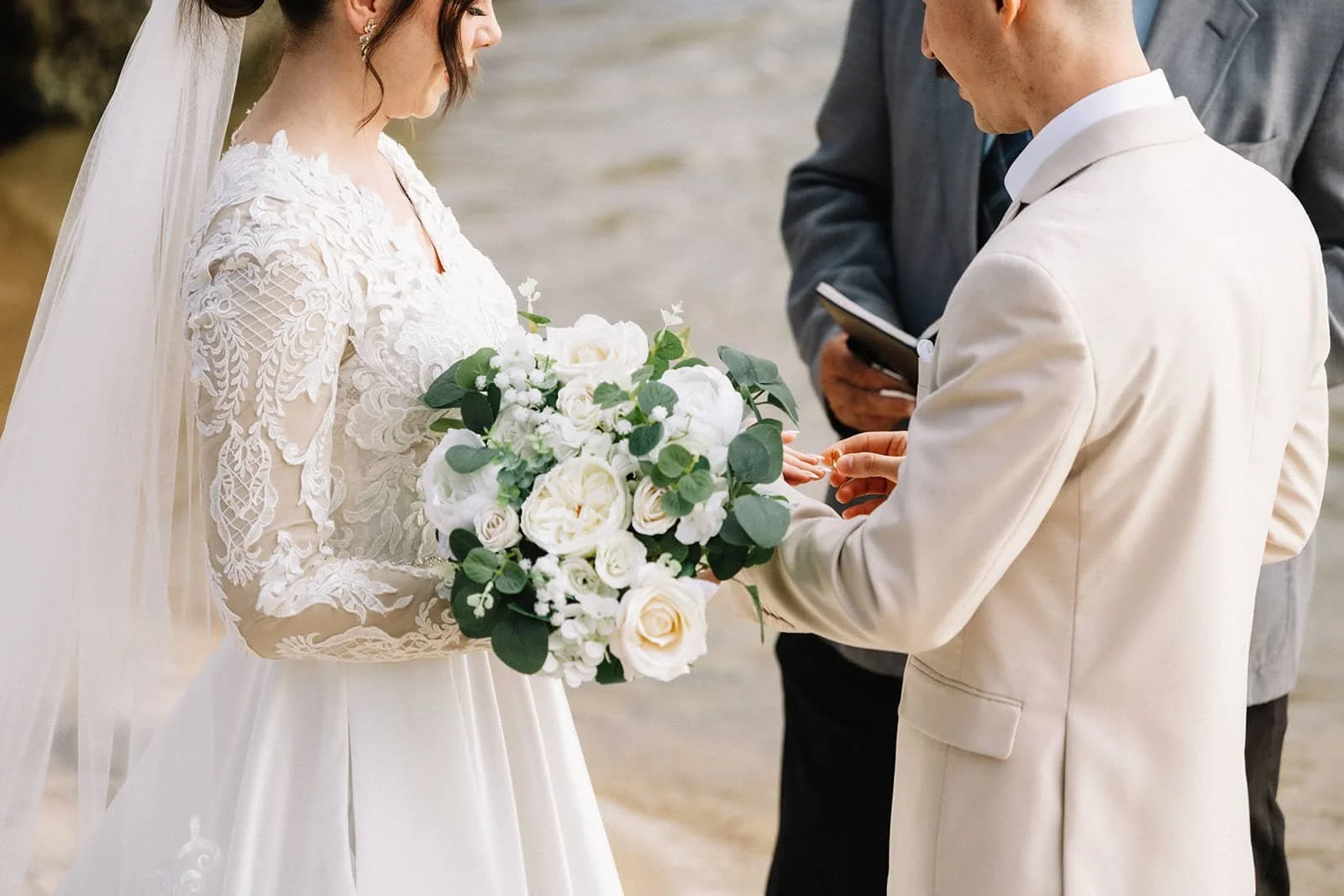 SarahAlex_Ceremony_0145_websize (1).jpg