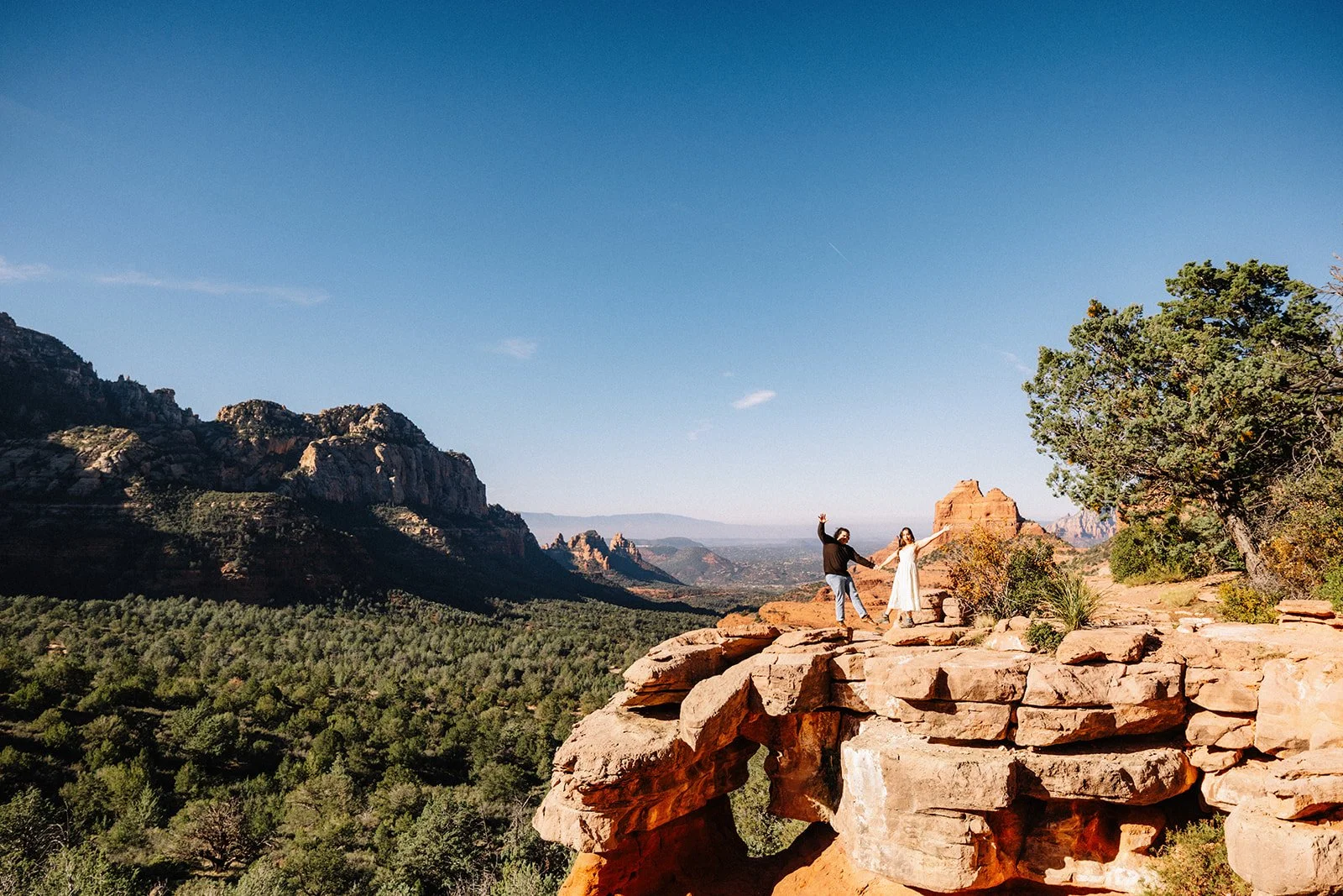off-road Sedona engagement session adventure (12).jpg