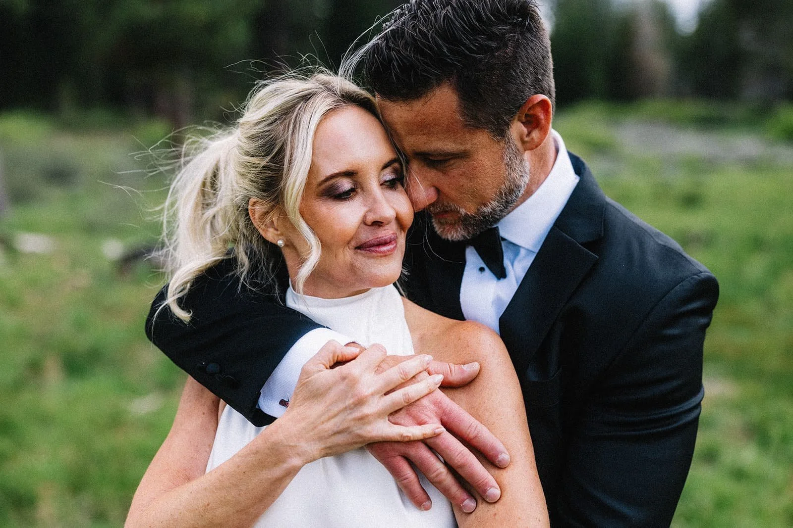 Bride and Groom in Lake Tahoe for thier first look