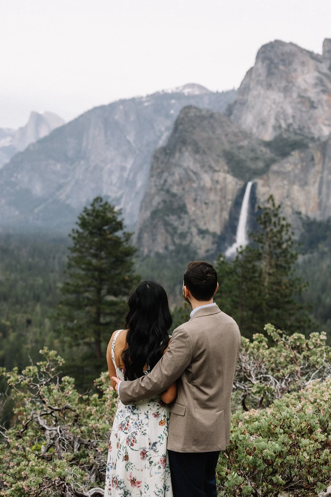Couple at Tunnel View Sunset - Yosemite engagement photographer AJ Photography