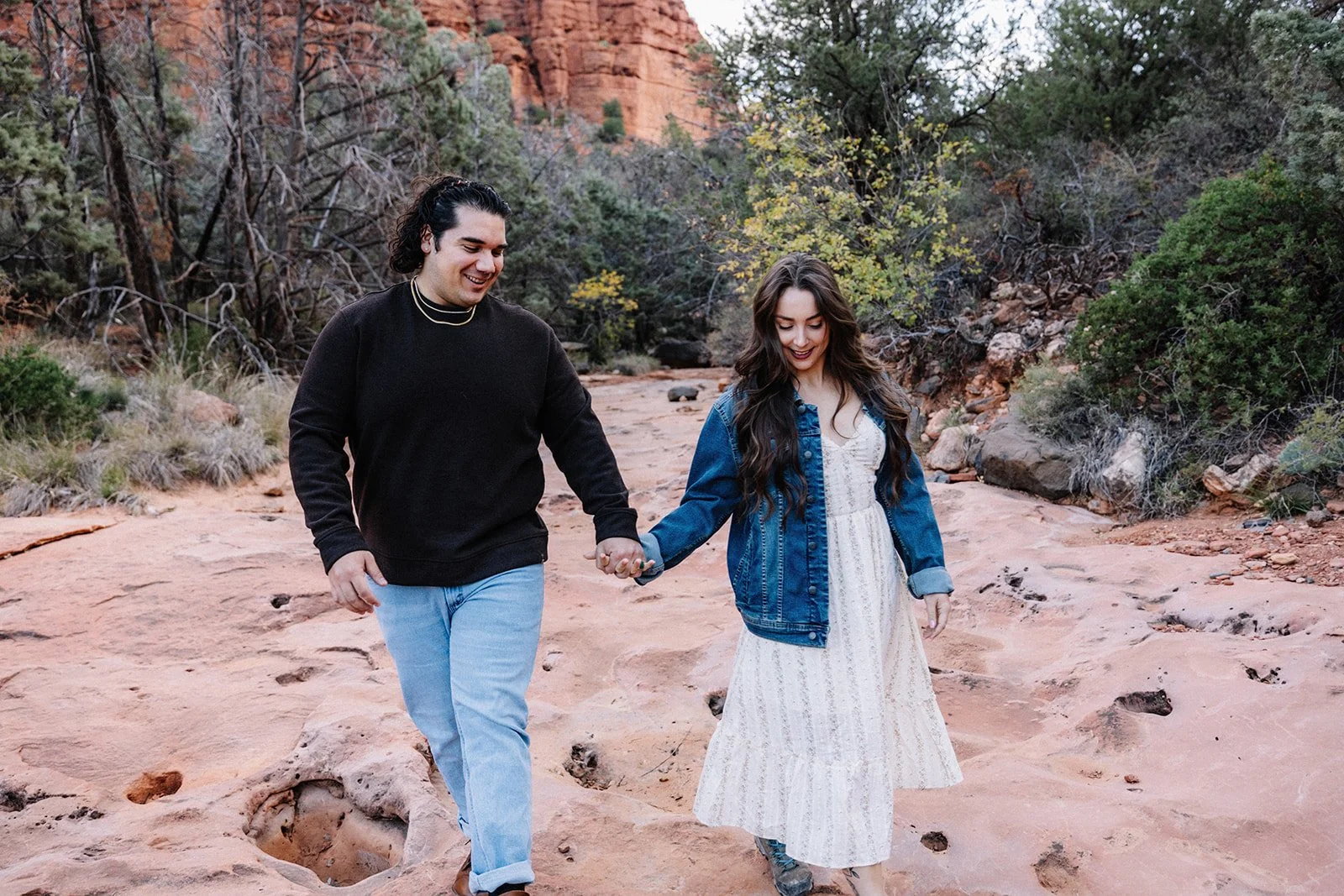 off-road Sedona engagement session adventure (25).jpg