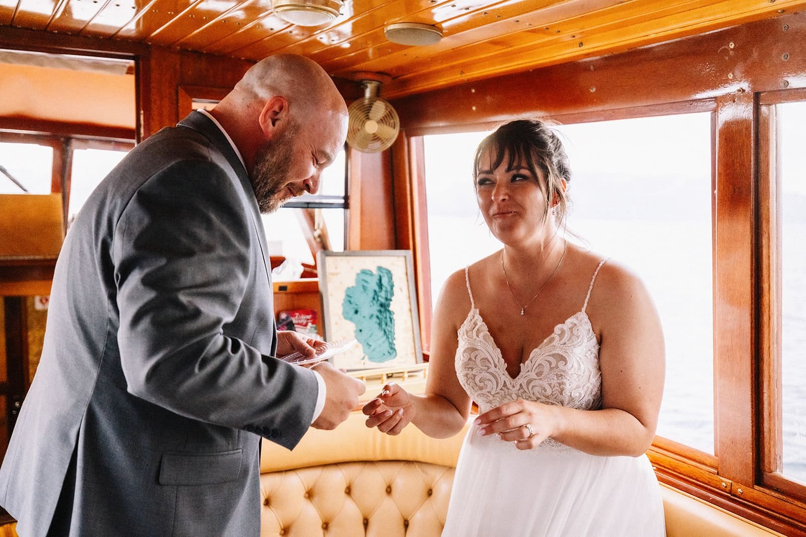CaraShawn_BoatCruise_0544_websize (1).jpg