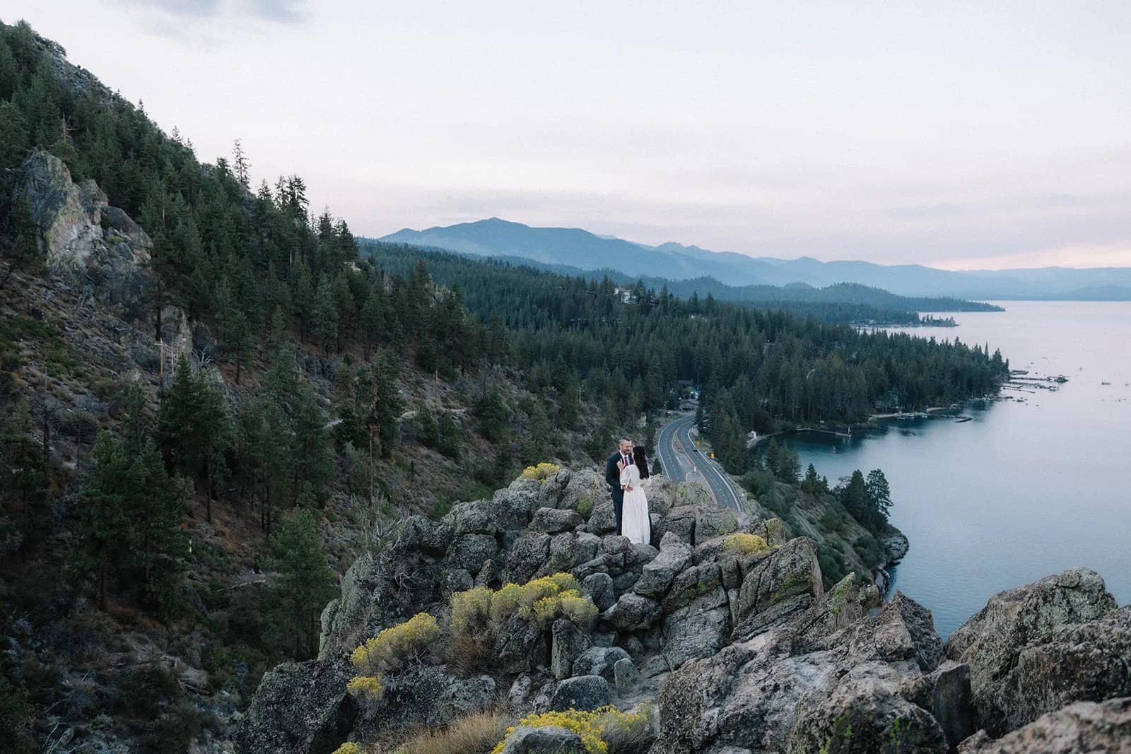 lake-tahoe-sunrise-couples-session.jpg (4).jpg