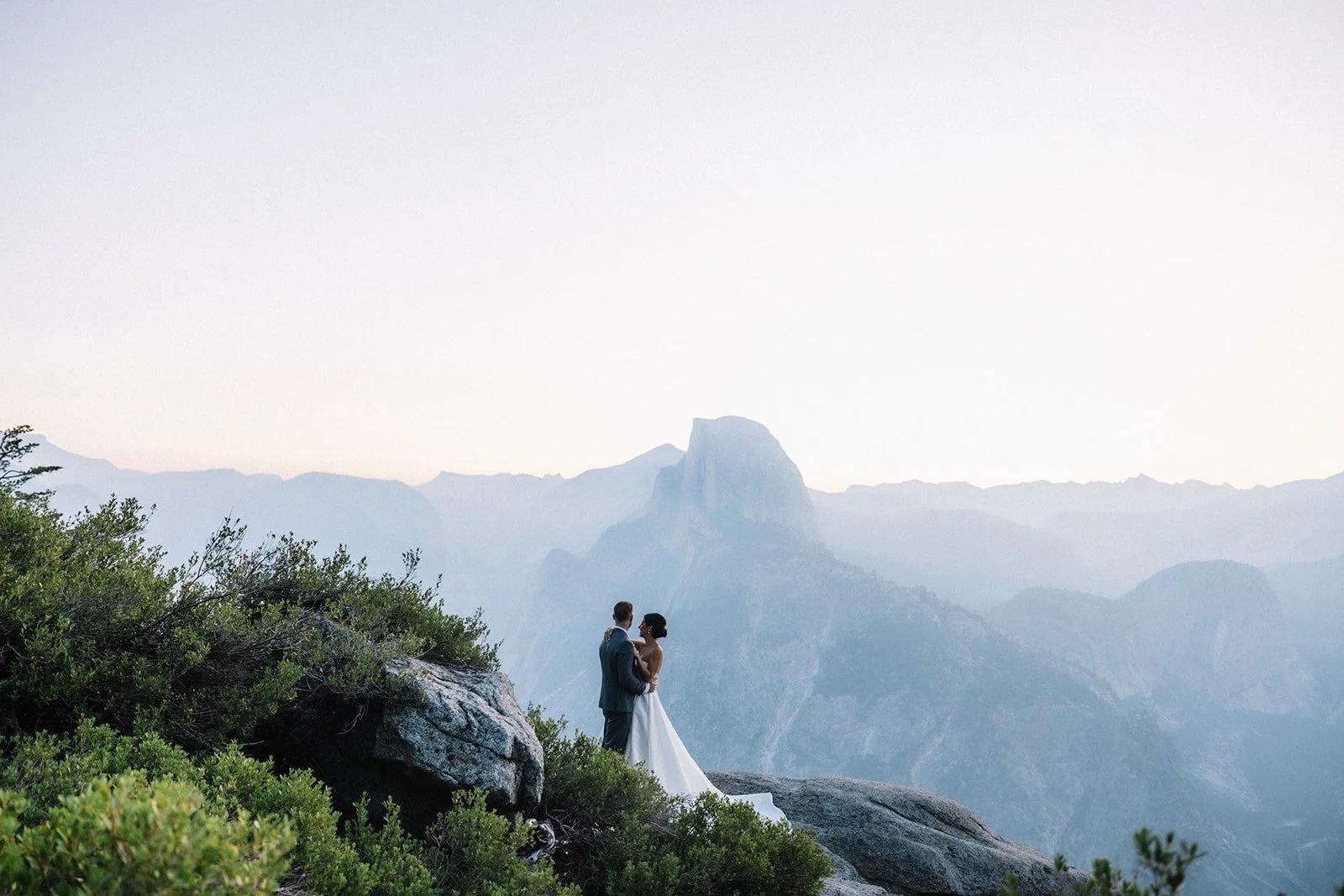 couple portraits Glacier Point Yosemite sunrise (3).jpg