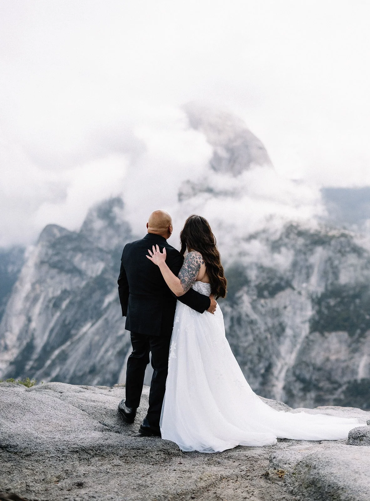yosemite-elopement-taft-point-sunrise.jpg (30).jpg