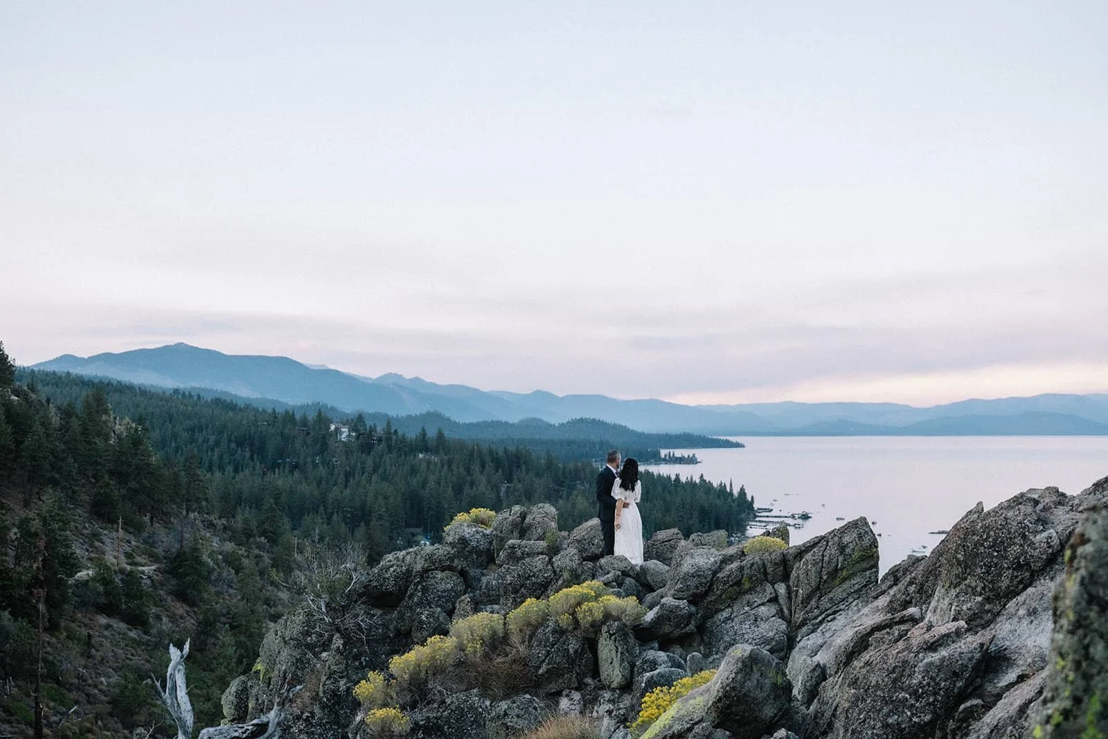 lake-tahoe-sunrise-couples-session.jpg (7).jpg