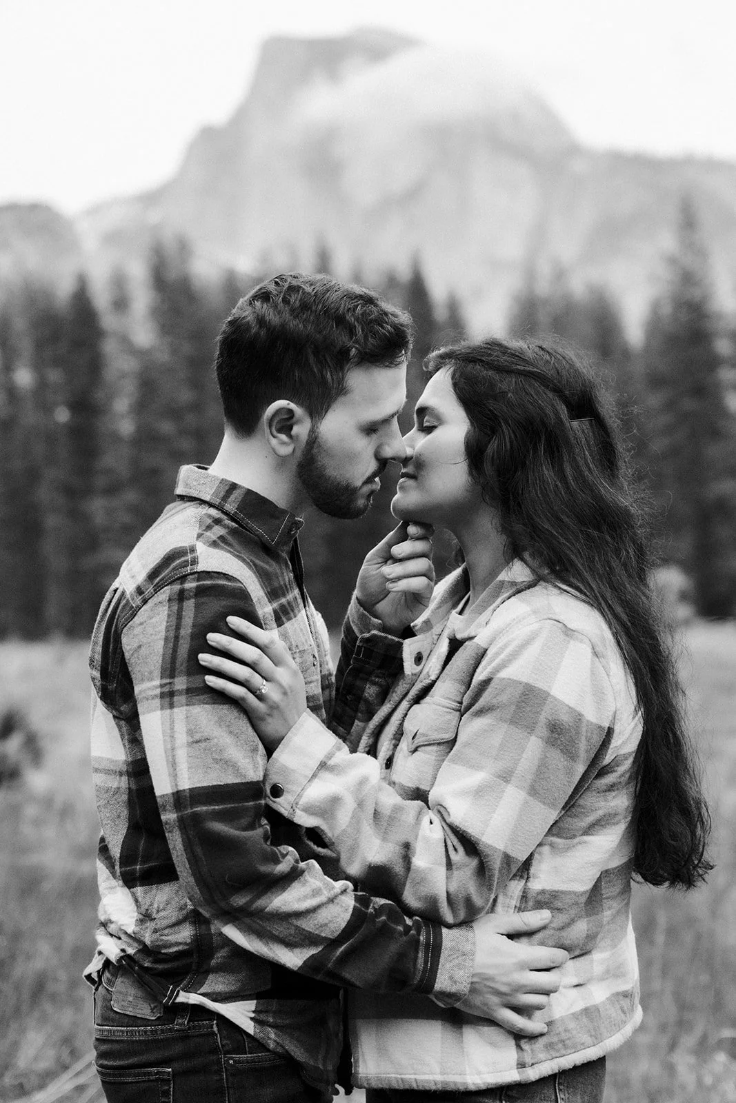 Yosemite meadow engagement session natural moments (25).jpg
