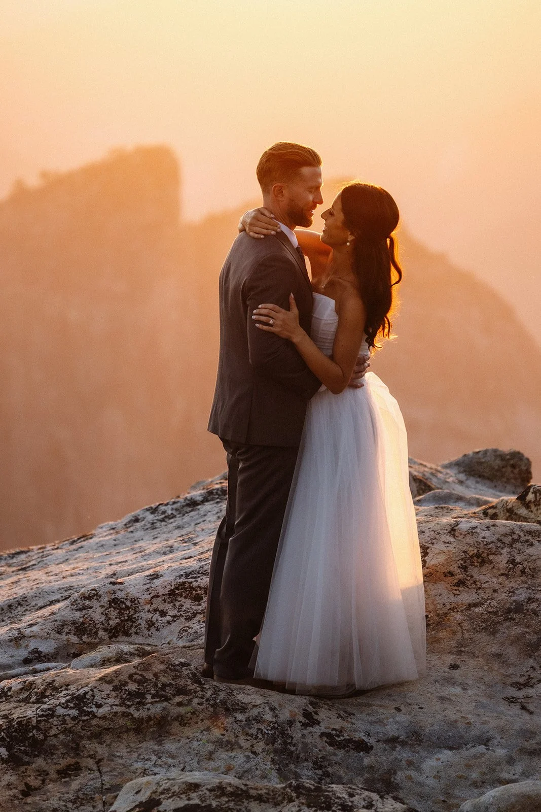 Taft Point sunset elopement Yosemite cliffs (11).jpg