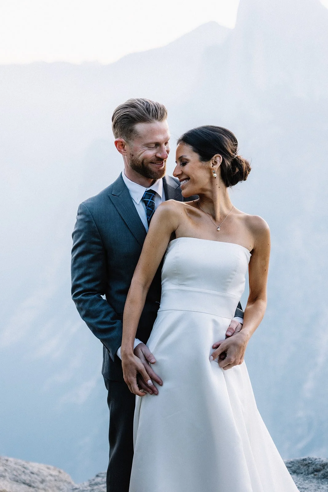 couple portraits Glacier Point Yosemite sunrise (4).jpg