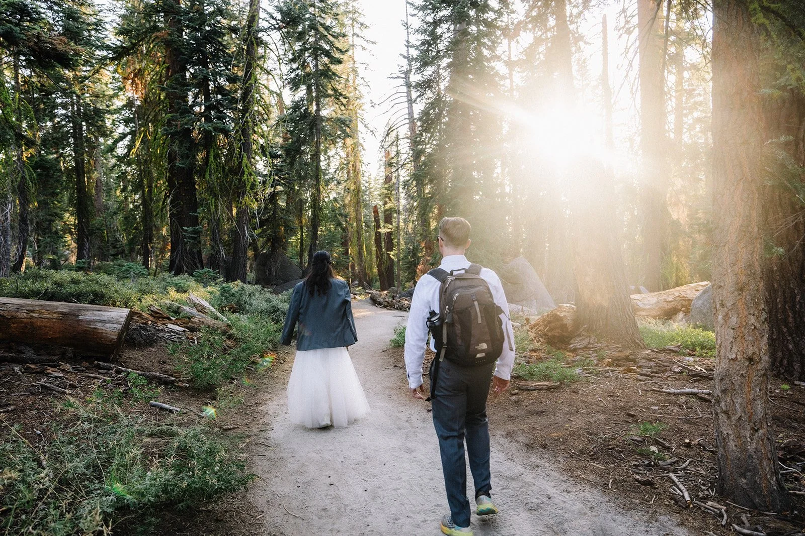 couple hiking Yosemite elopement adventure (2).jpg