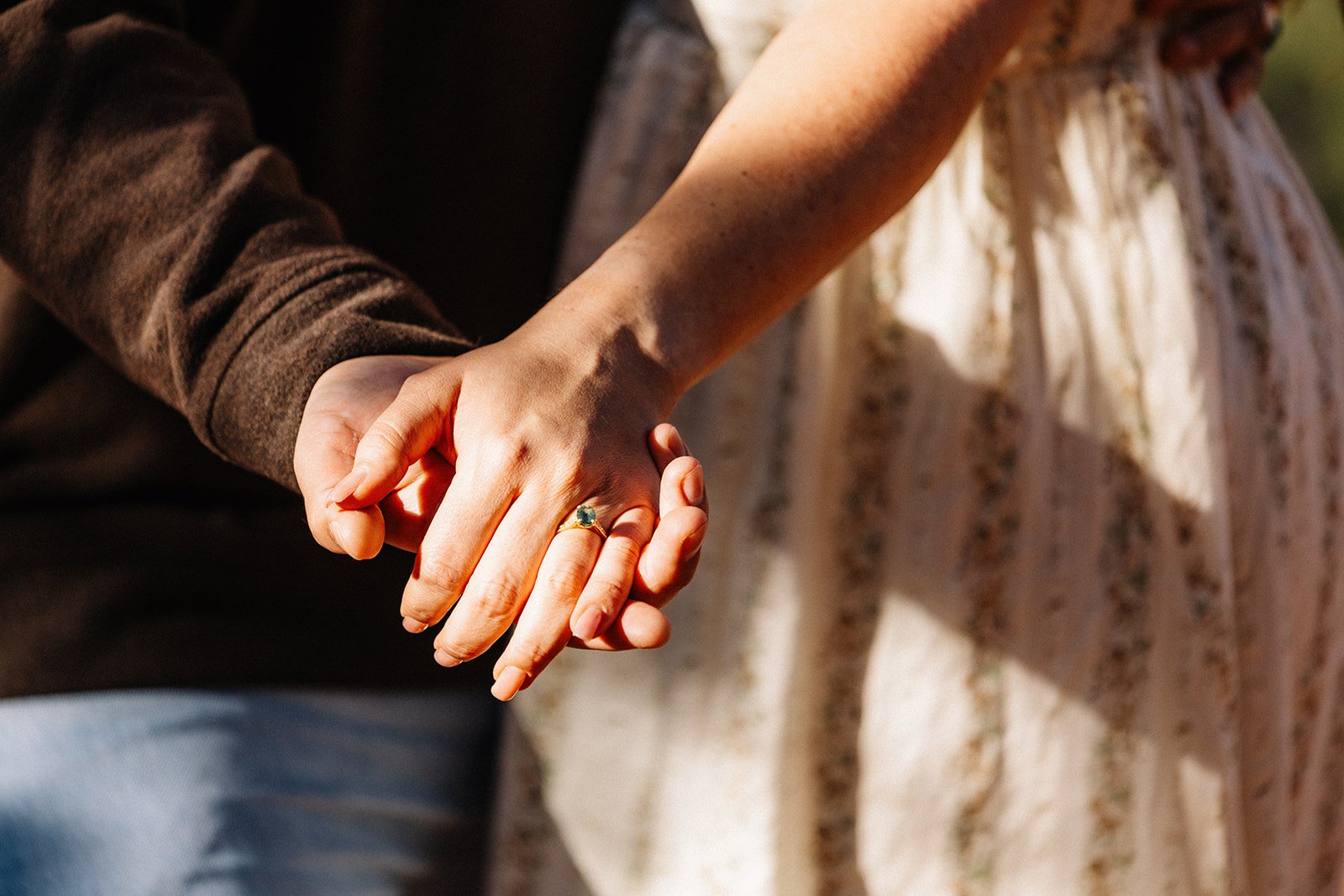 off-road Sedona engagement session adventure (15).jpg
