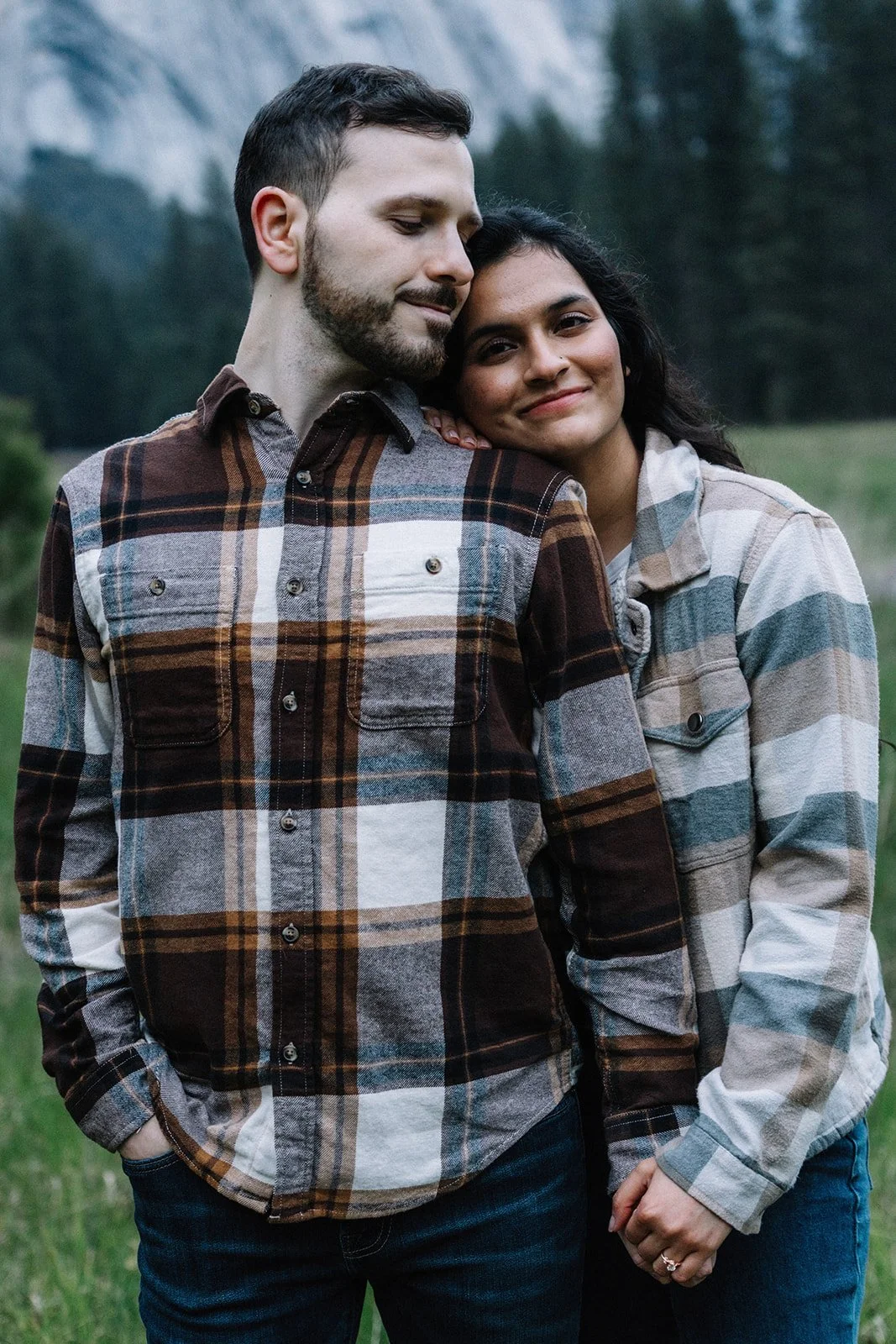 Yosemite meadow engagement session natural moments (27).jpg
