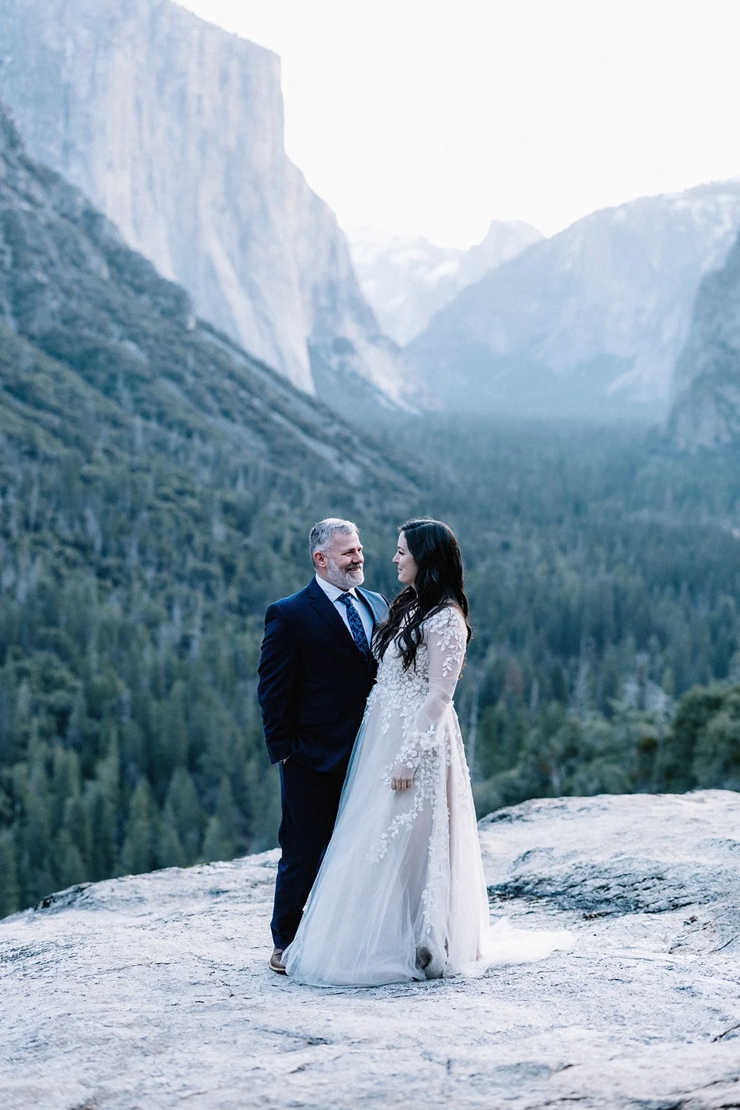yosemite-sunrise-elopement-valley.jpg (11).jpg