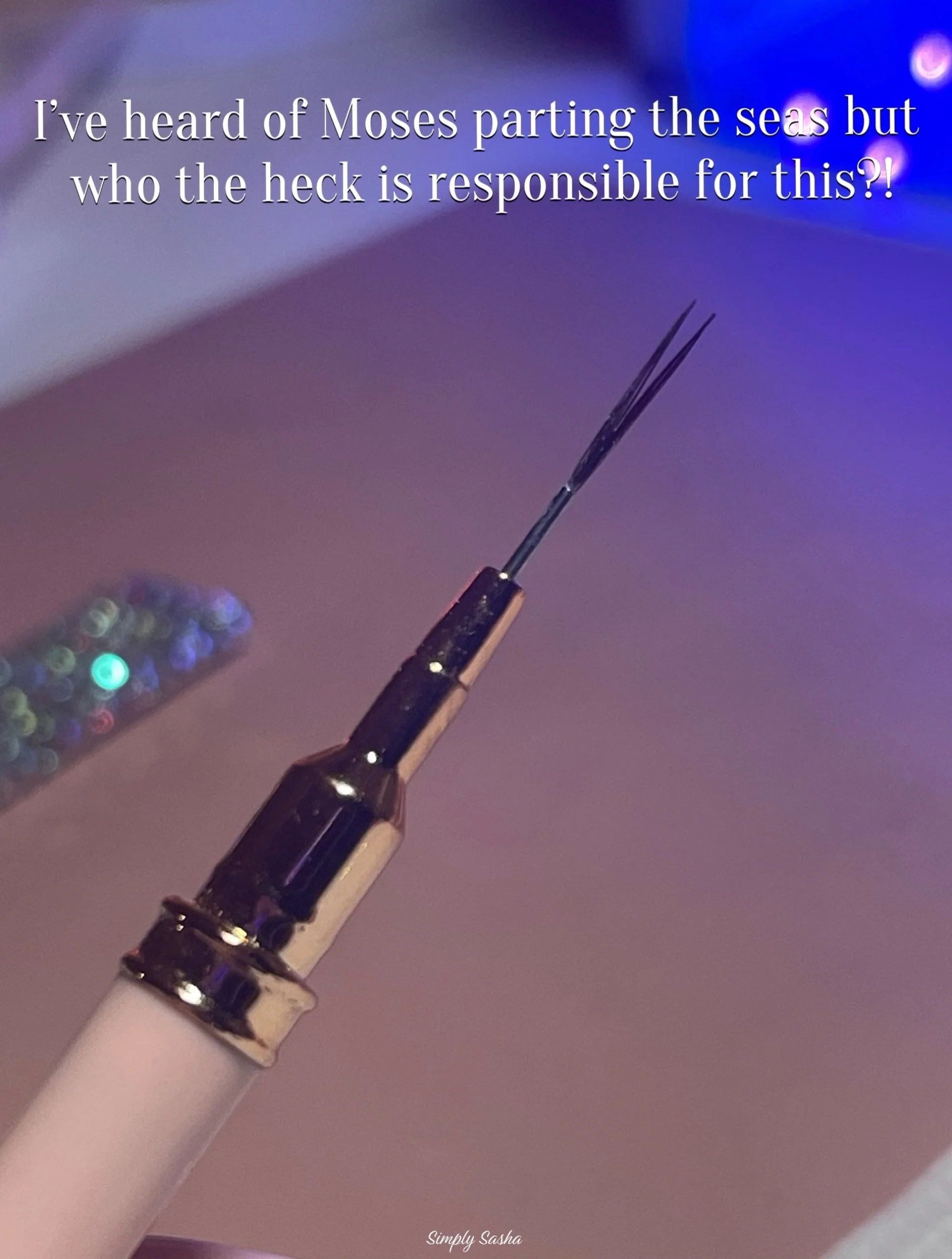 Trouble in paradise?

Apparently my bristles decided to go separate ways 🤦🏻&zwj;♀️

I&rsquo;ve tried a few Beetles nail brushes from Amazon and I have to admit they are not my favorite. I guess that&rsquo;s what I get for going for cute over functi