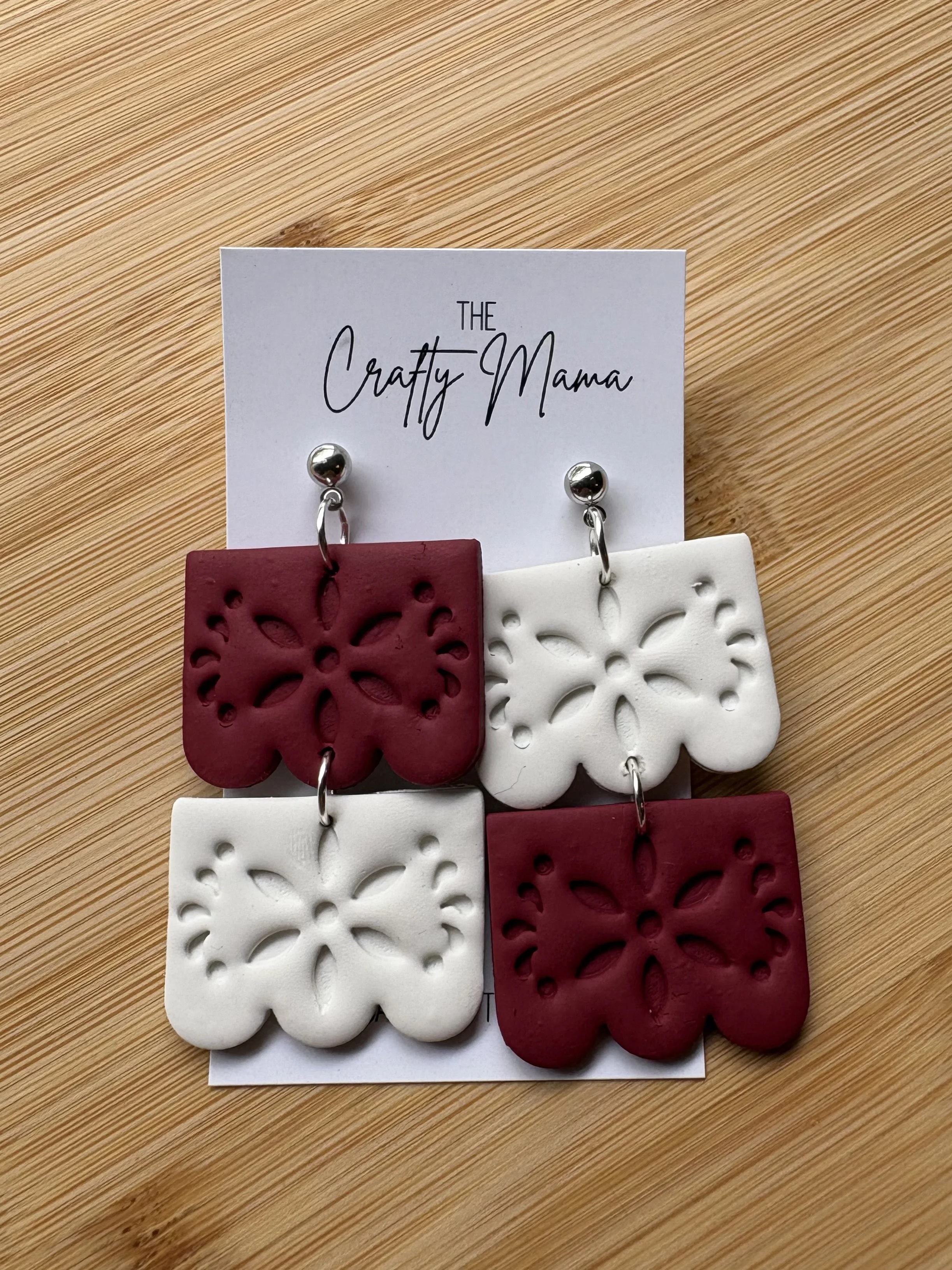 gig em papel picado