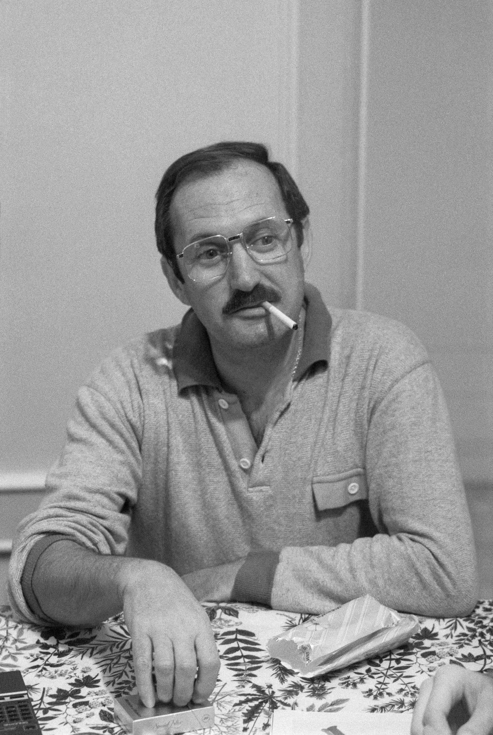 1990 - Italy_Binis Roberto at table cig-Edit.jpg