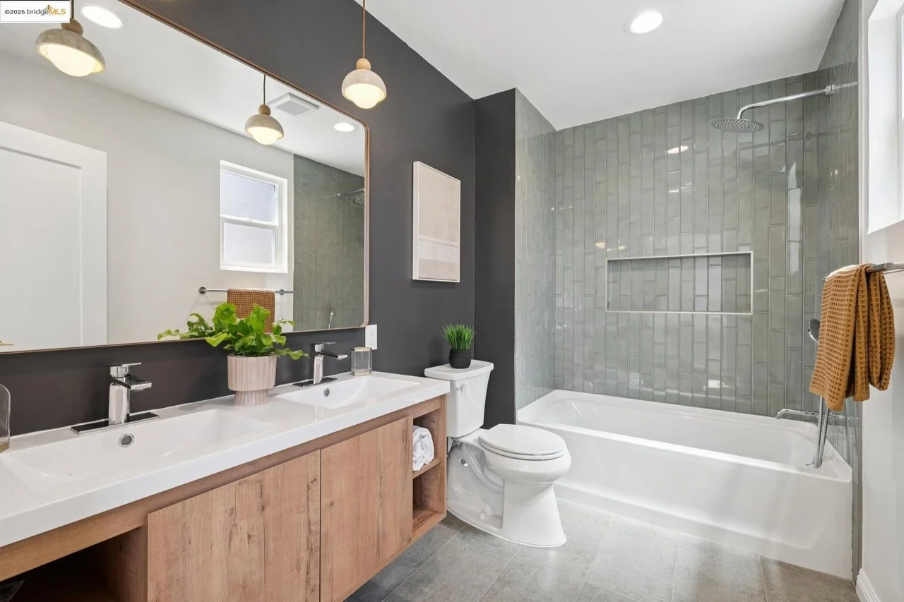 Peralta Ave Revival