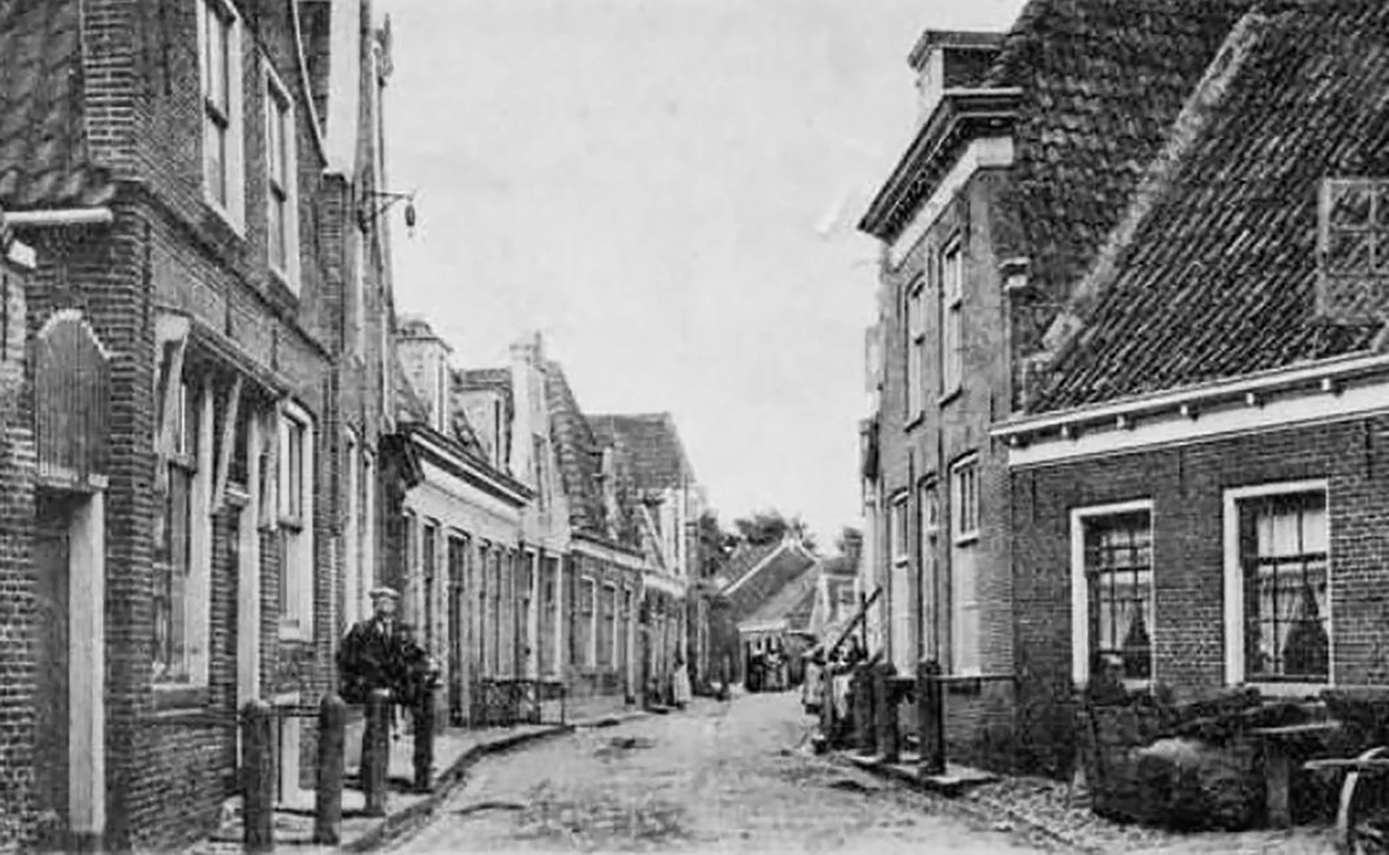 Oude foto van de Zuiderstraat in Blokzijl