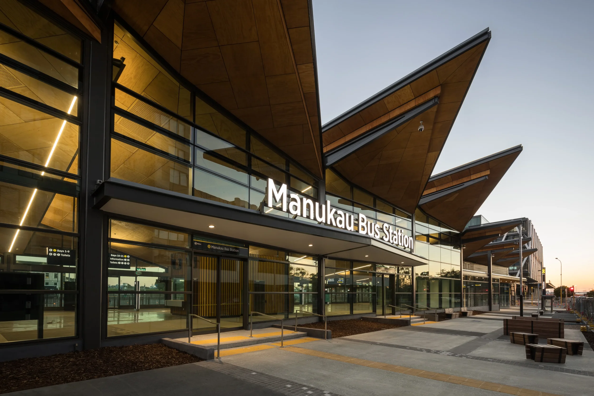 Manukau Bus Train Interchange