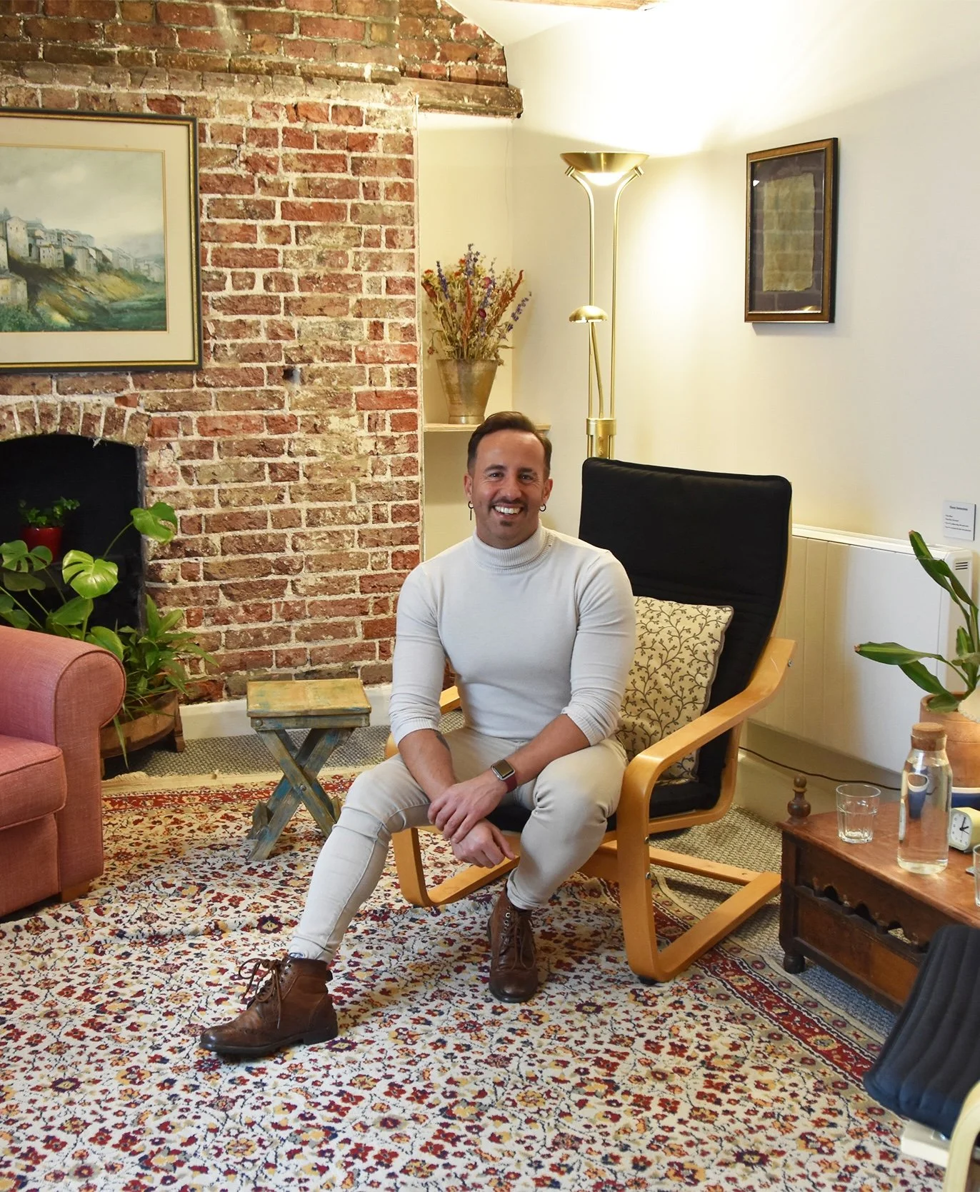 Pedro Garcia, BACP-registered bilingual counsellor in London