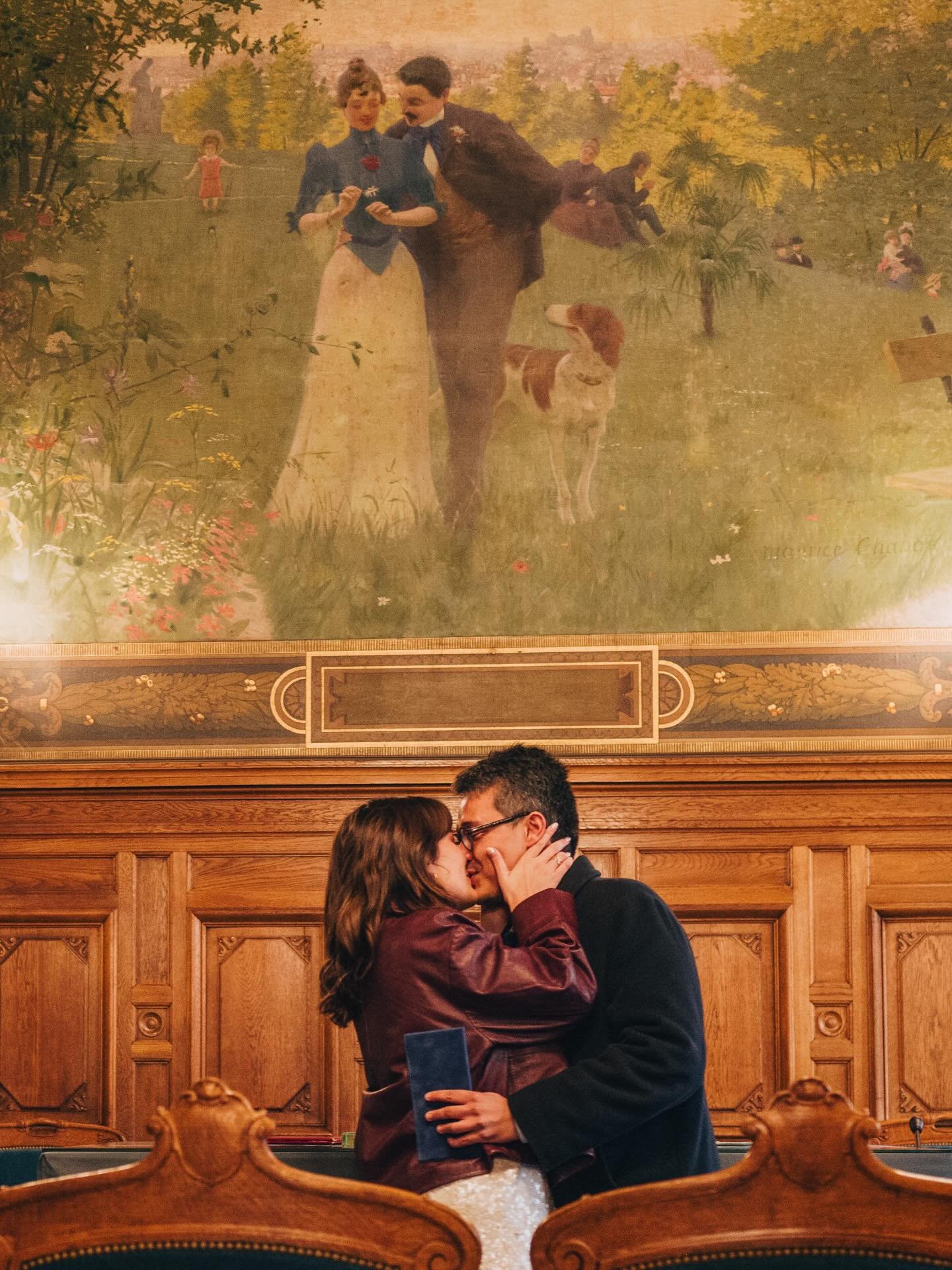 Agathe &amp; Achille 19.12.25 Mairie du XIV Paris ✨🤍

Plus de 10 ans apr&egrave;s avoir mont&eacute; un parti politique pour la jeunesse &agrave; Saint-Cloud, on se retrouve avec Agathe, toujours dans une mairie, et de mon c&ocirc;t&eacute;,  toujou