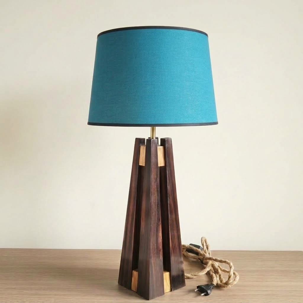 lampe-a-poser-bois-artisnale-ebene-luminessencedesign-Plier_Macassar.png