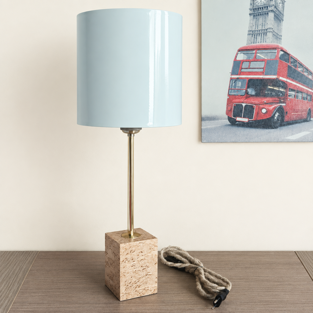 lampe-a-poser-bois-artisanale-eucalyptus-luminessencedesign-elegance.png