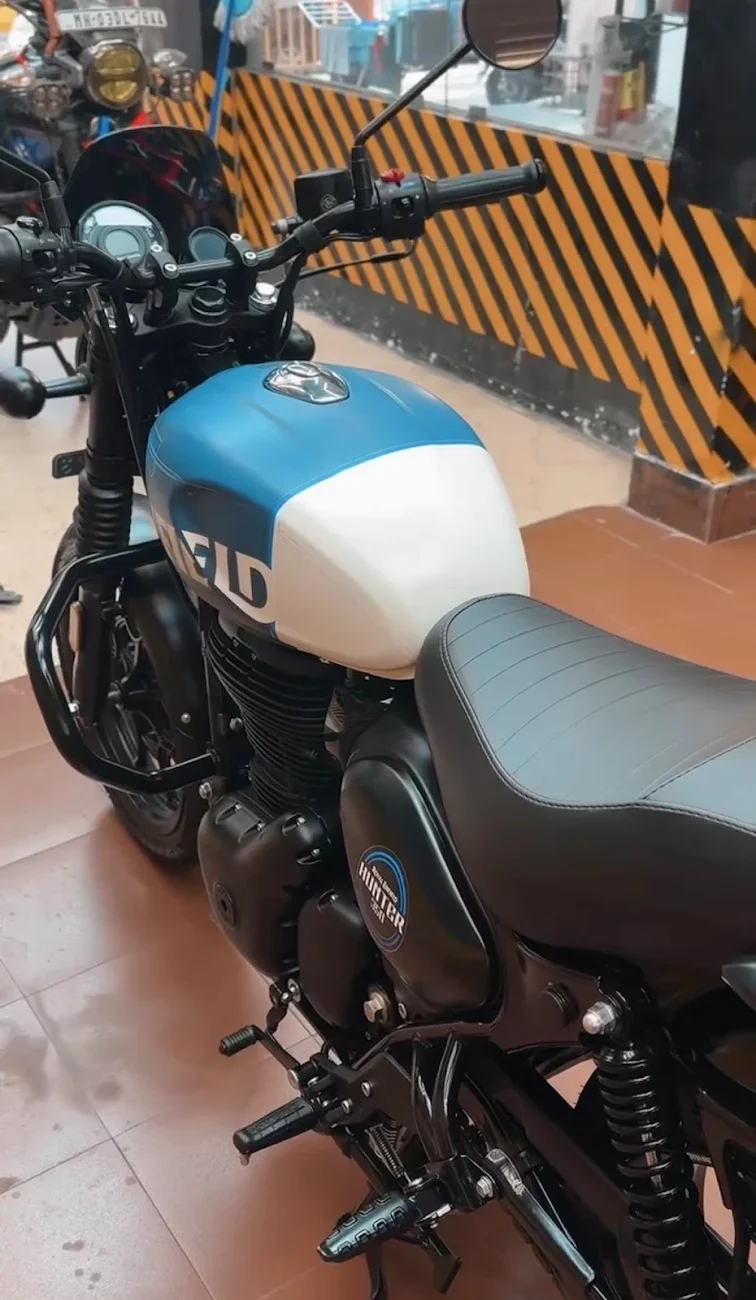 Royal Enfield Hunter 350 was Protected with Matte Paint Protection Film (PPF) IN DETAILED Ghansoli, Near by to Vashi, Airoli, Turbhe Navi Mumbai.