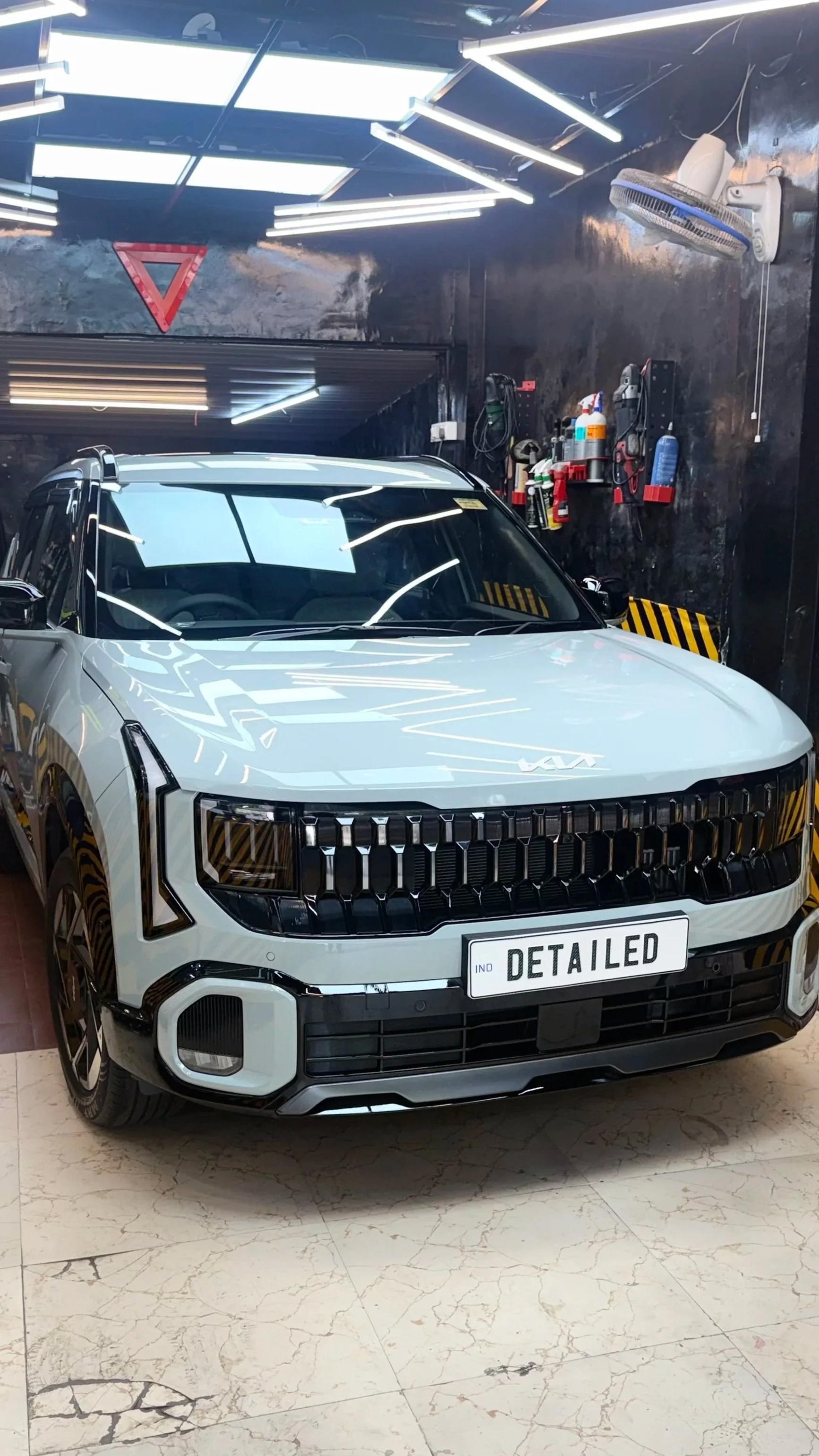 New Kia Seltos was protected with Ceramic Coating in DETAILED Ghansoli, near by to Vashi, Airoli, Turbhe Navi Mumbai.