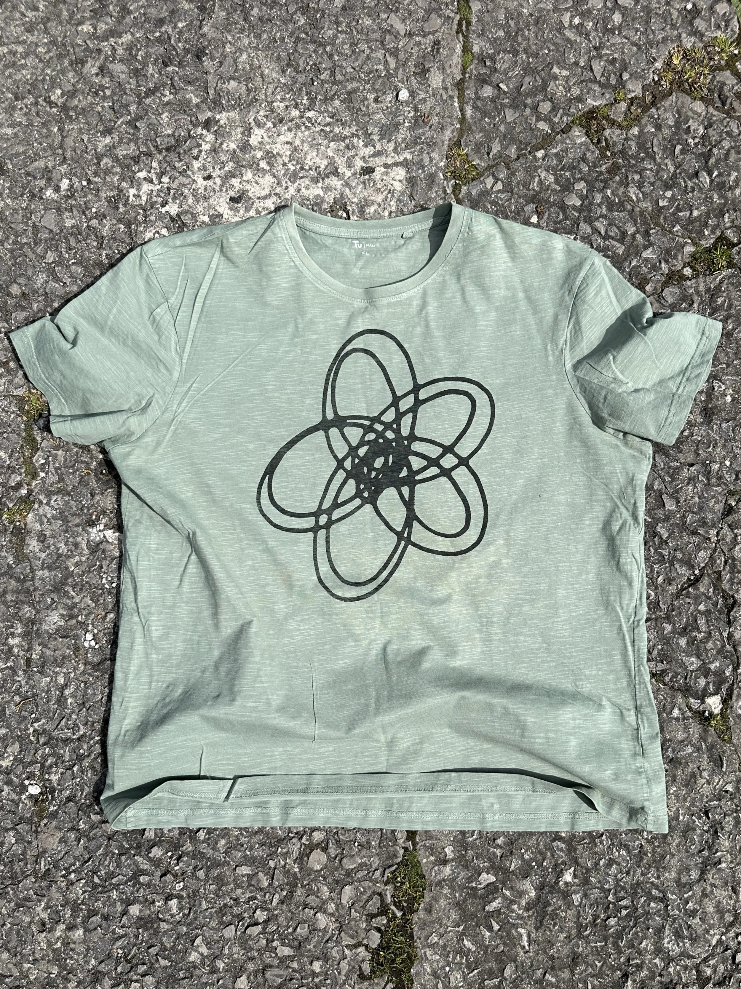Scribble Flower Tee