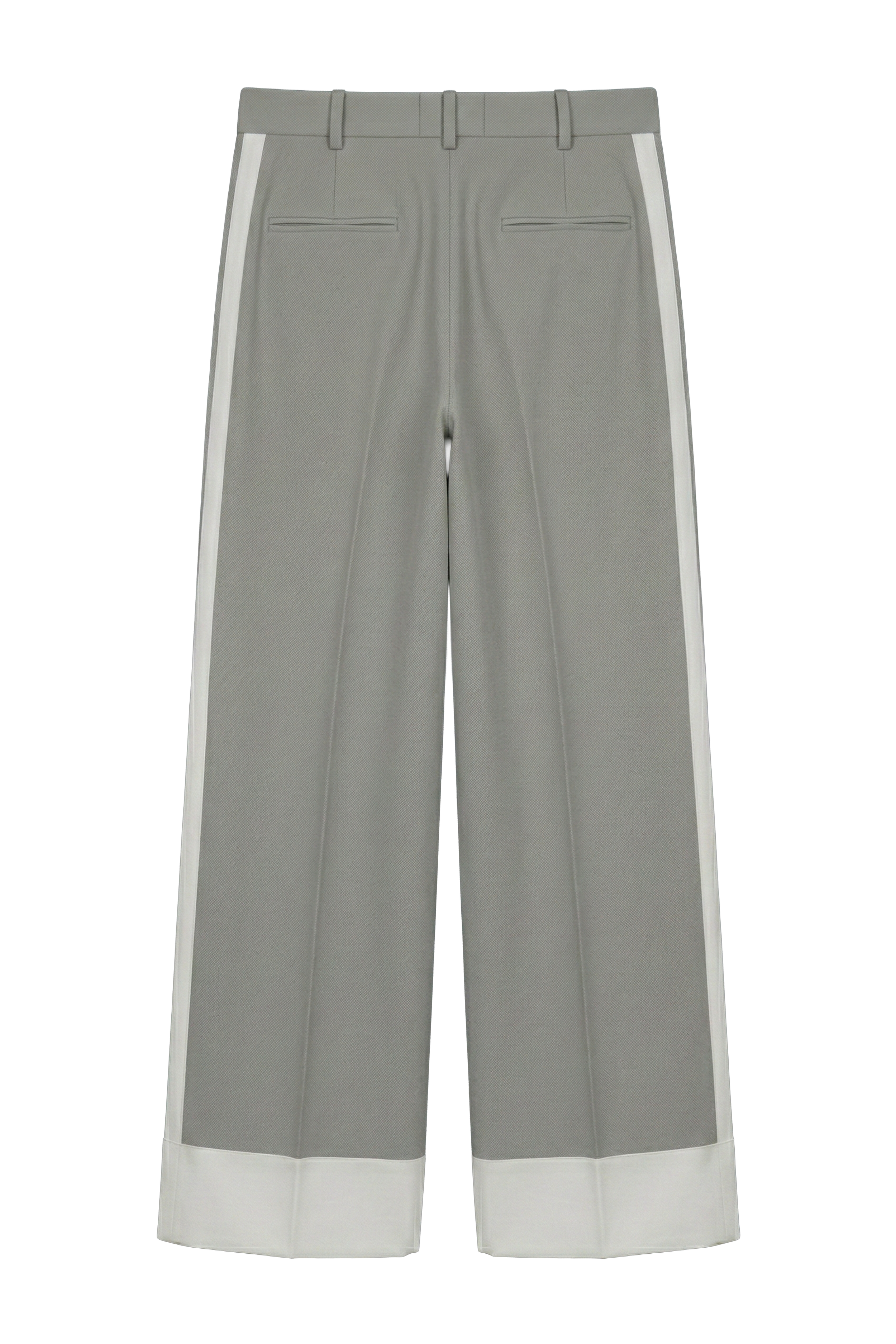 tenue 2 bas dos.png