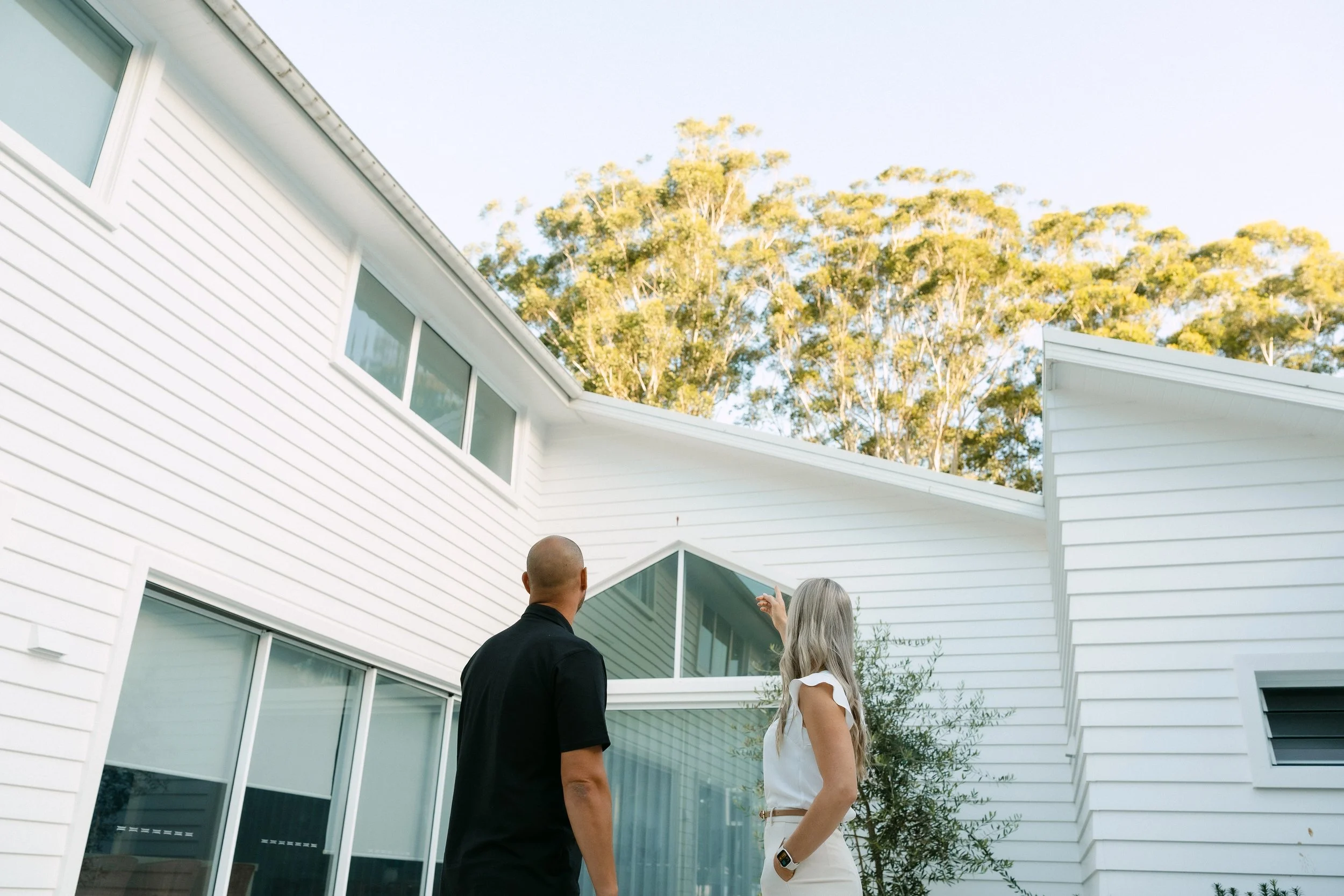 Building Your Investment Property vs Buying Established: Which Is Right for You?