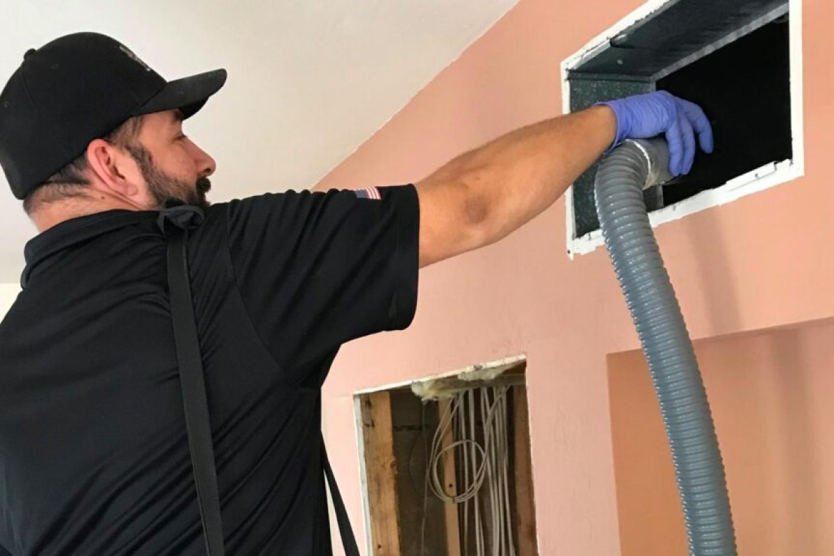 What Homeowners Should Know About HVAC Air Duct Maintenance
