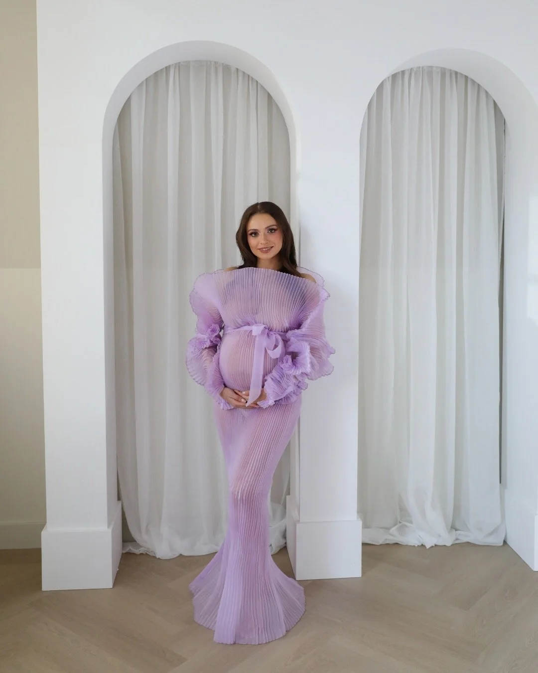 Pure, soft &amp; editorial photography
Karen is wearing a lilac maternity dress from the client closet 💜