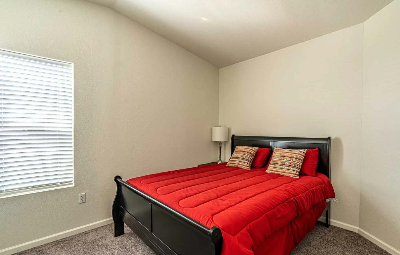 boxelder_feh_mesa_fleetwood_28563g_bed_1_2_1646937546391_1382_12.jpeg