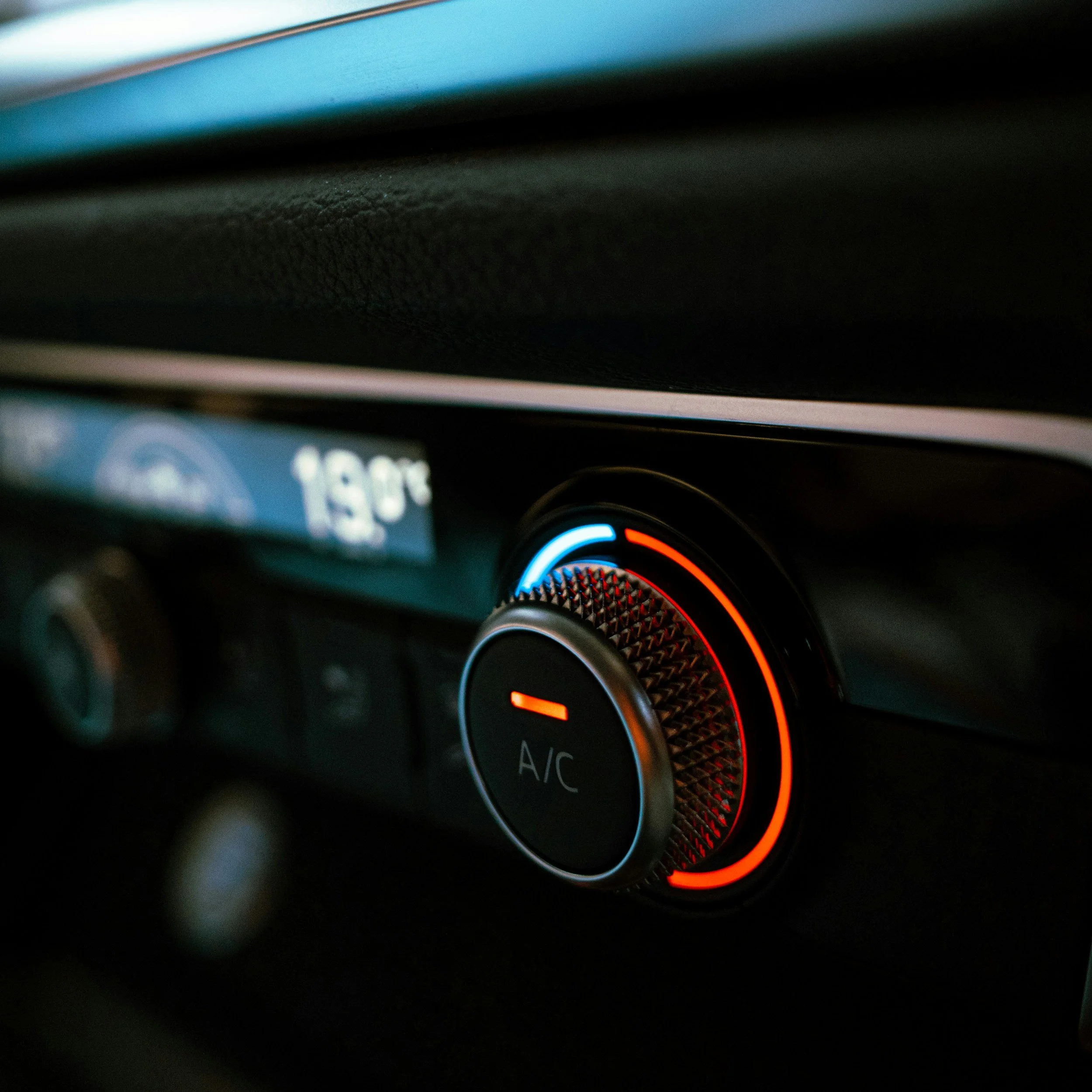 Vehicle air conditioning re-gassing service in Ringwood