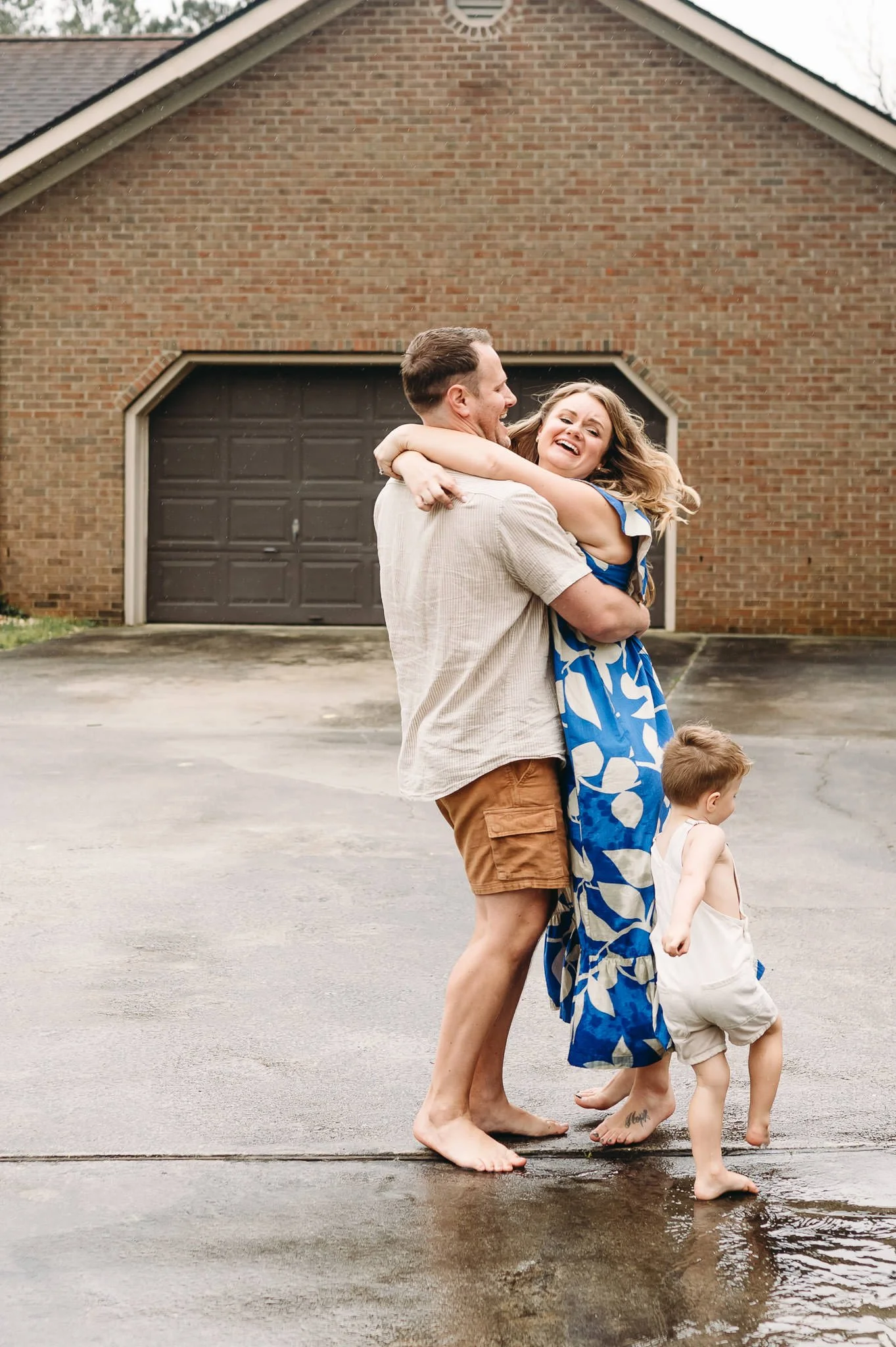 family-photography-at-home-bend.jpg