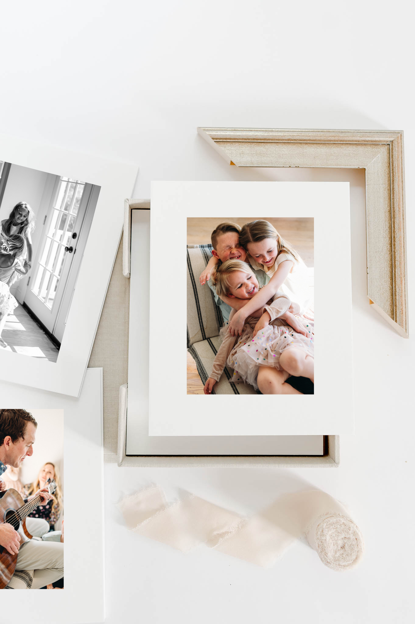 Layflat image of matted professional photo prints, by Elise Souders, Bend Family Photography