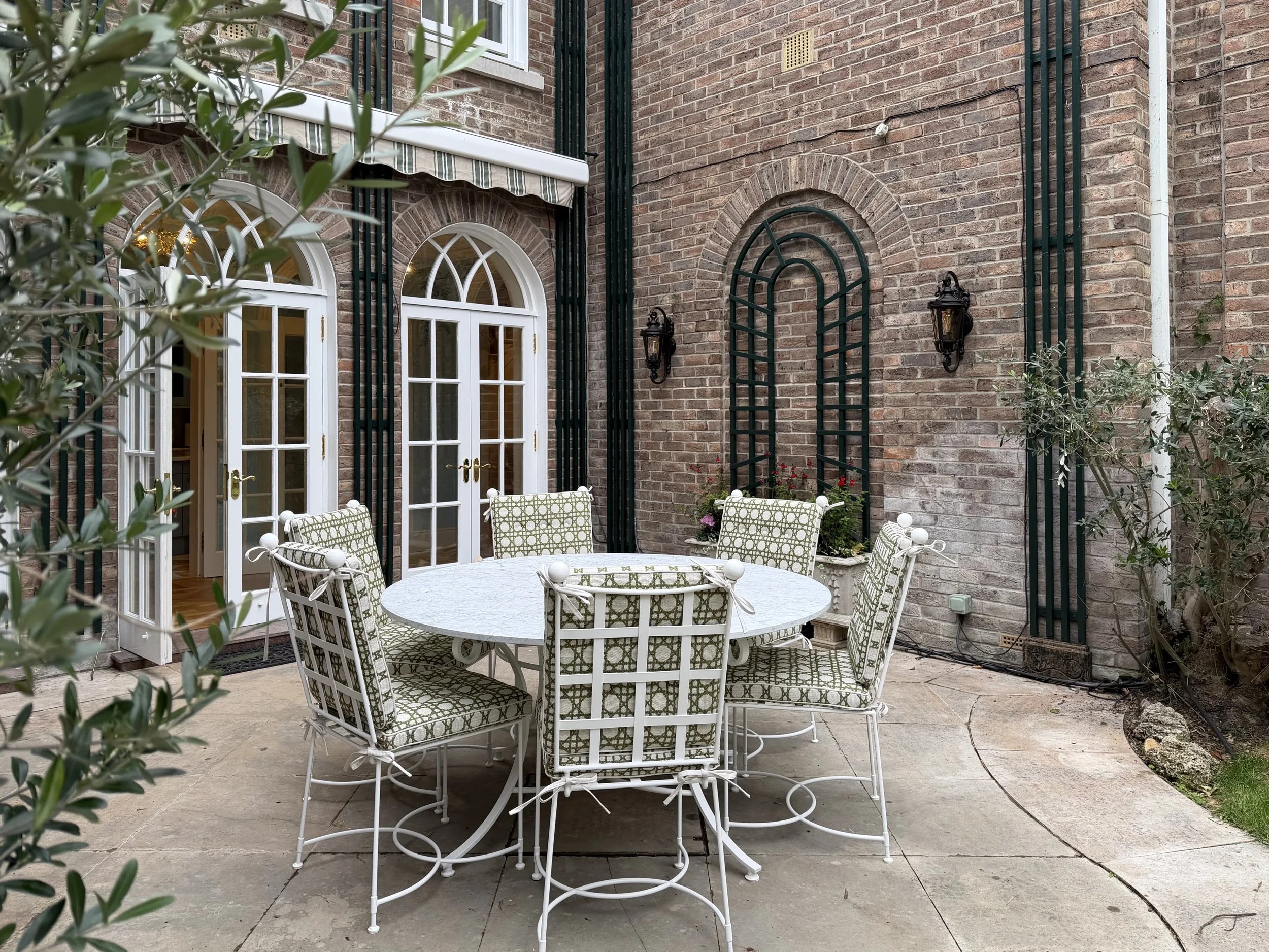 St John's Wood House