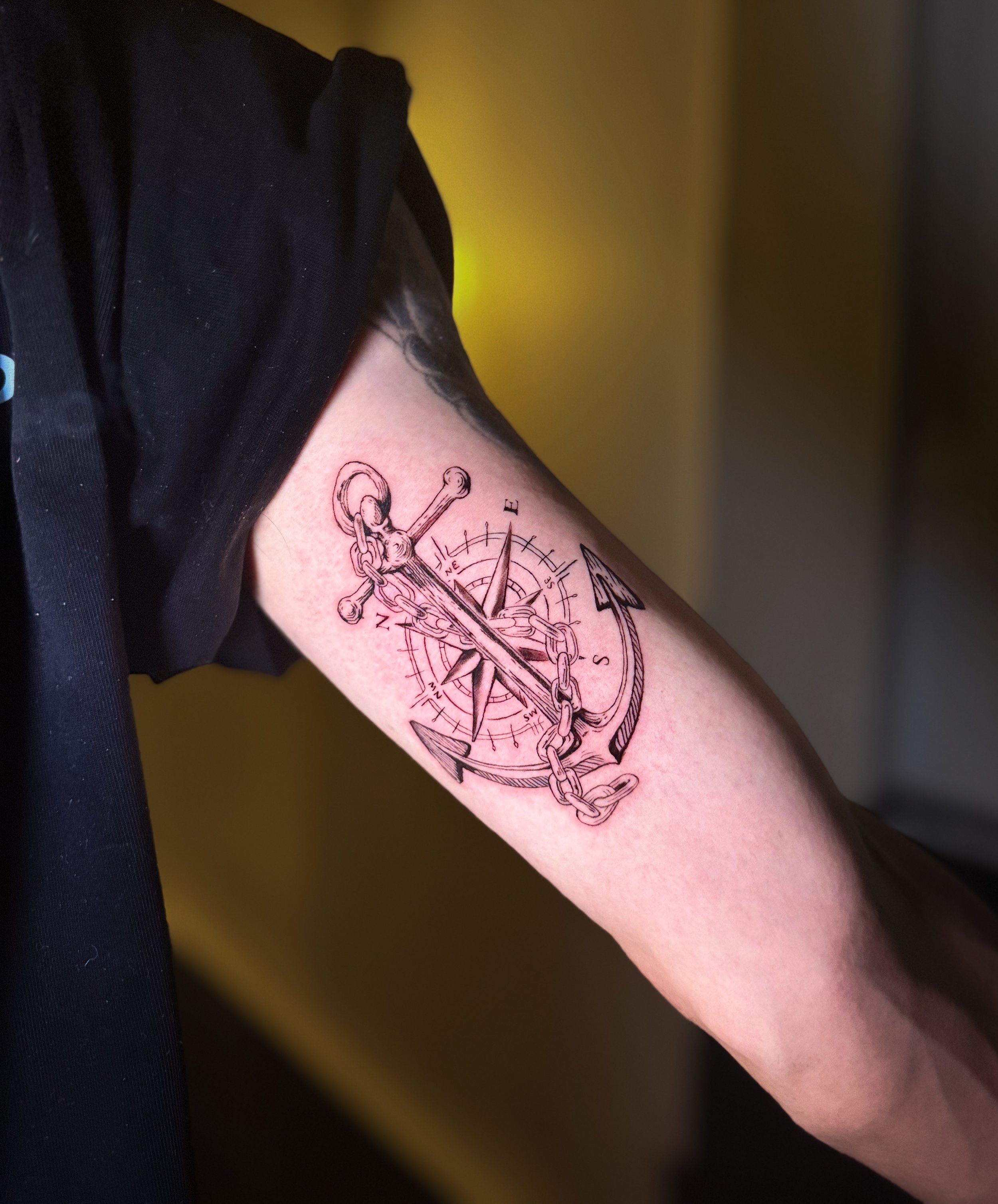 Fine line compass tattoo by Let’s Tatt Studio Chiang Mai