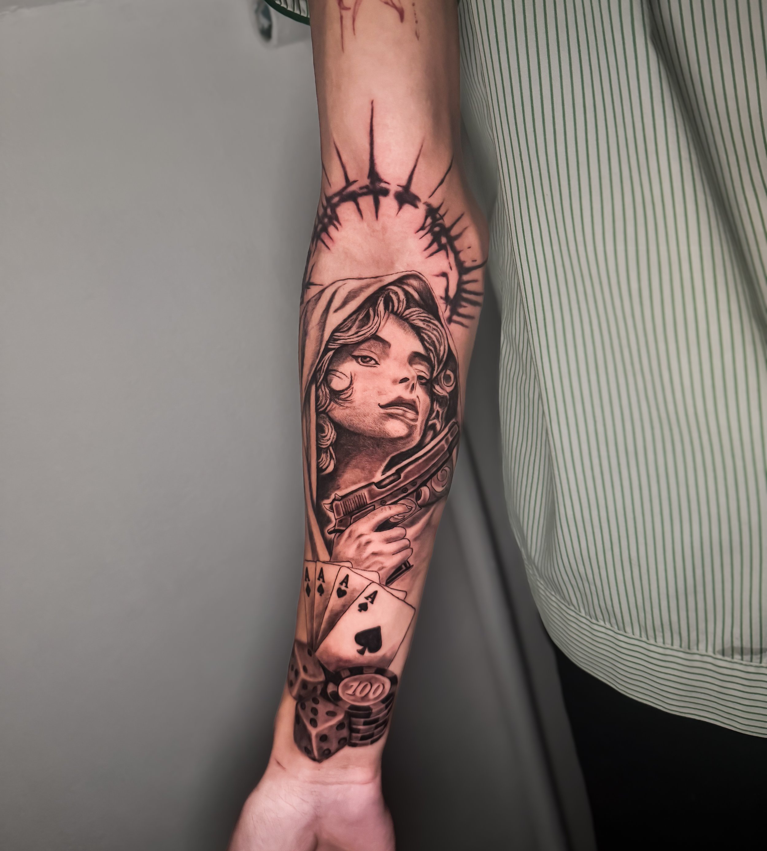 รอยสักผู้หญิงสไตล์ Black & Grey จาก Let’s Tatt Studio / Black and grey portrait tattoo by Let’s Tatt Studio Chiang Mai