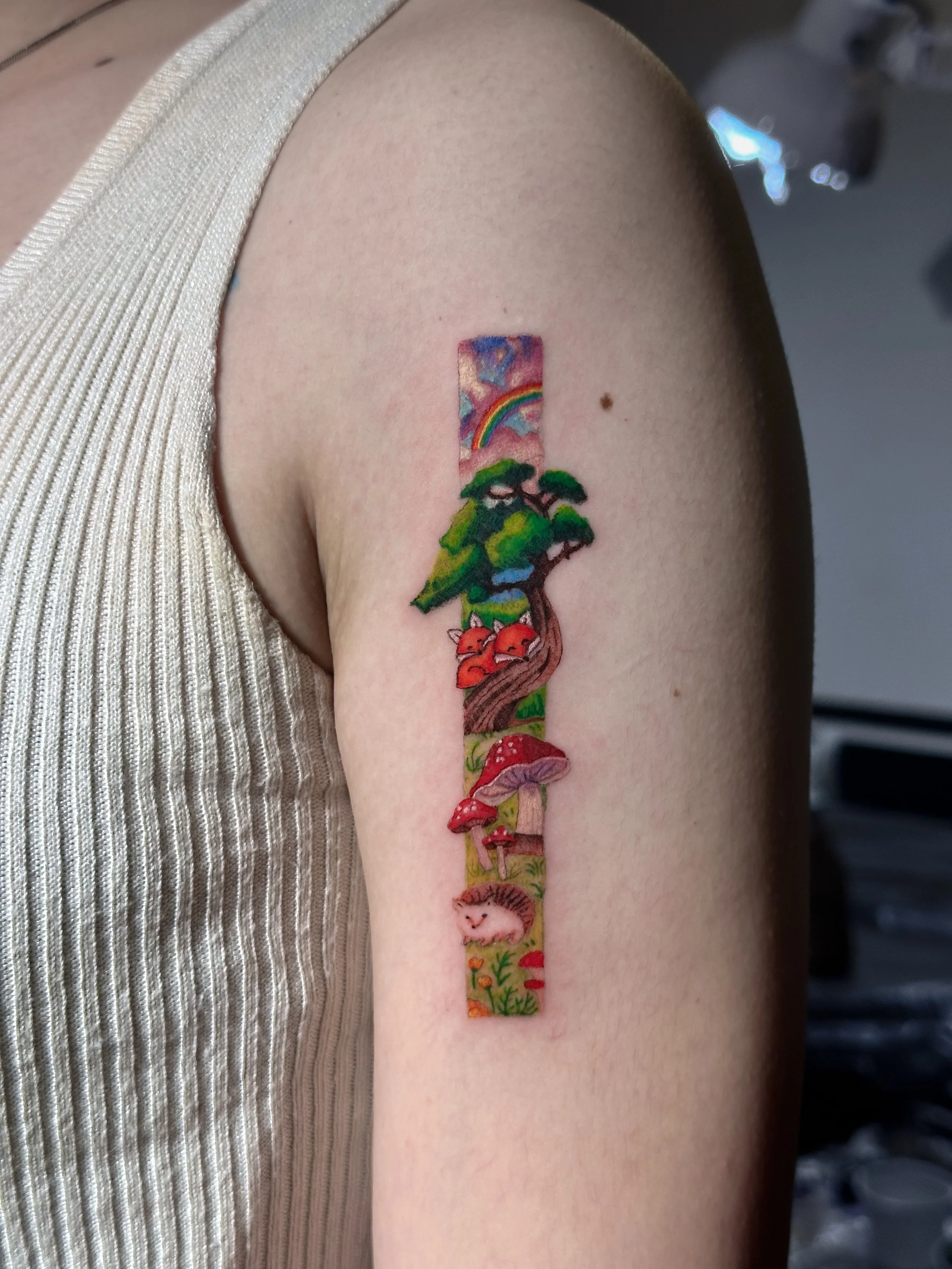 รอยสักสีสไตล์ minimal color จาก Let’s Tatt Studio / minimal color tattoo by Let’s Tatt Studio Chiang Mai