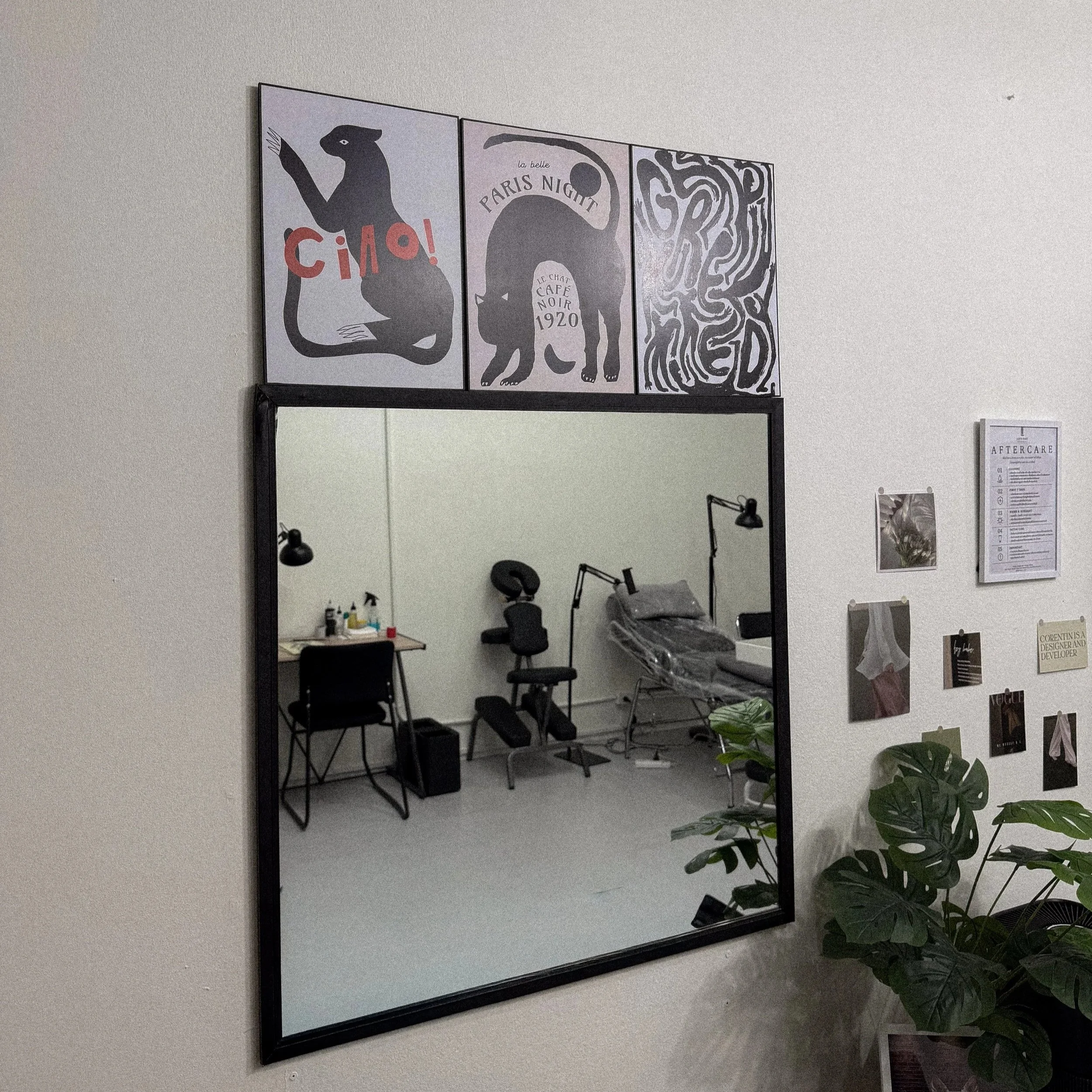 ภายในร้านสัก Let’s Tatt Studio Chiang Mai พร้อมงานตกแต่งและพื้นที่ต้อนรับ / Interior of Let’s Tatt Studio tattoo studio in Chiang Mai
