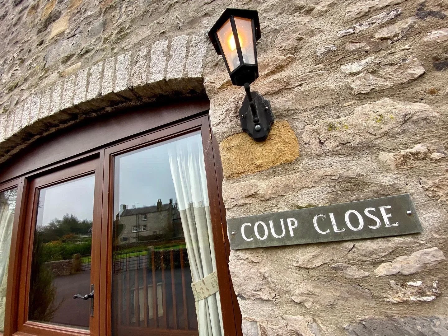 Coup Close