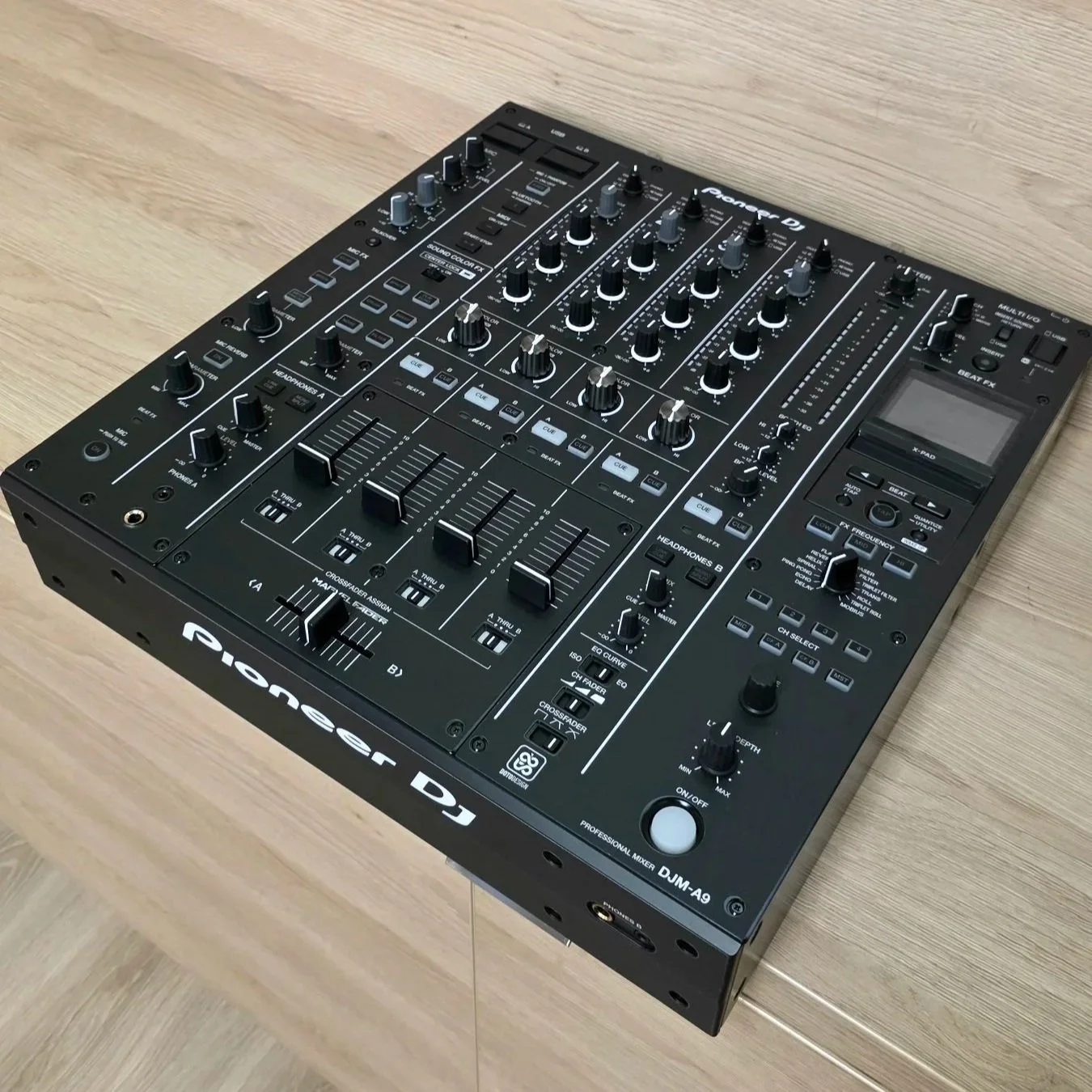 DJM-A9